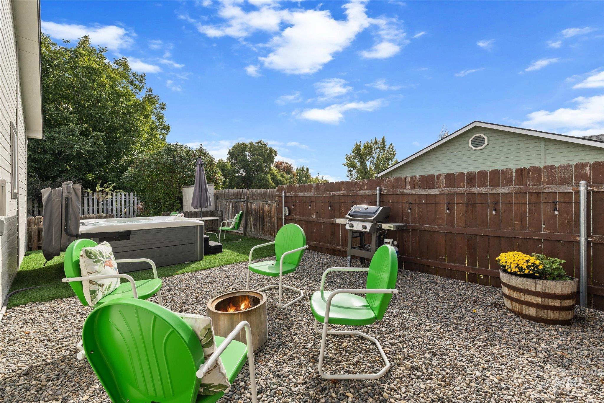 2668 N Morello Ave Property Photo 7