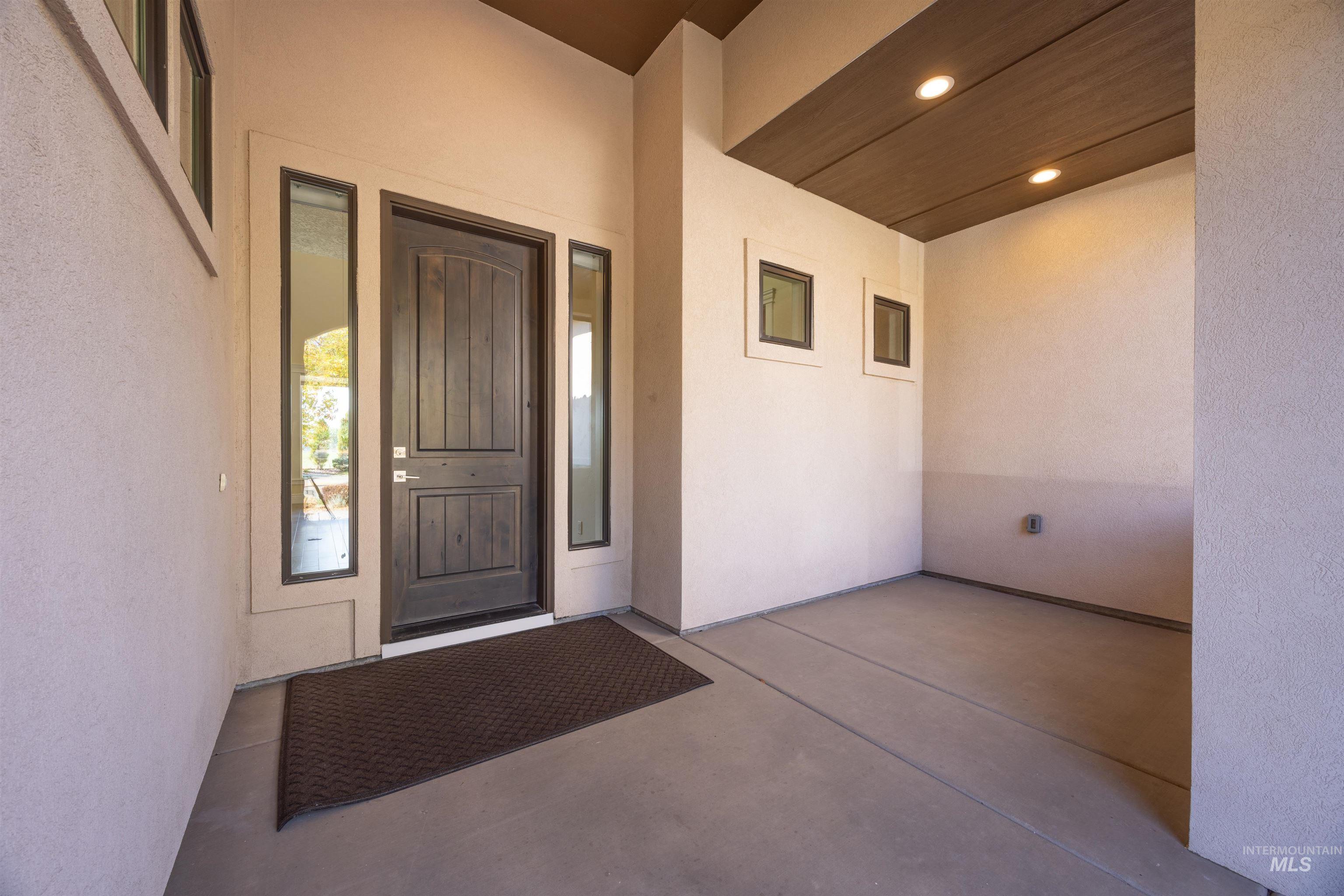 1037 W Cherry Bello Property Photo 6