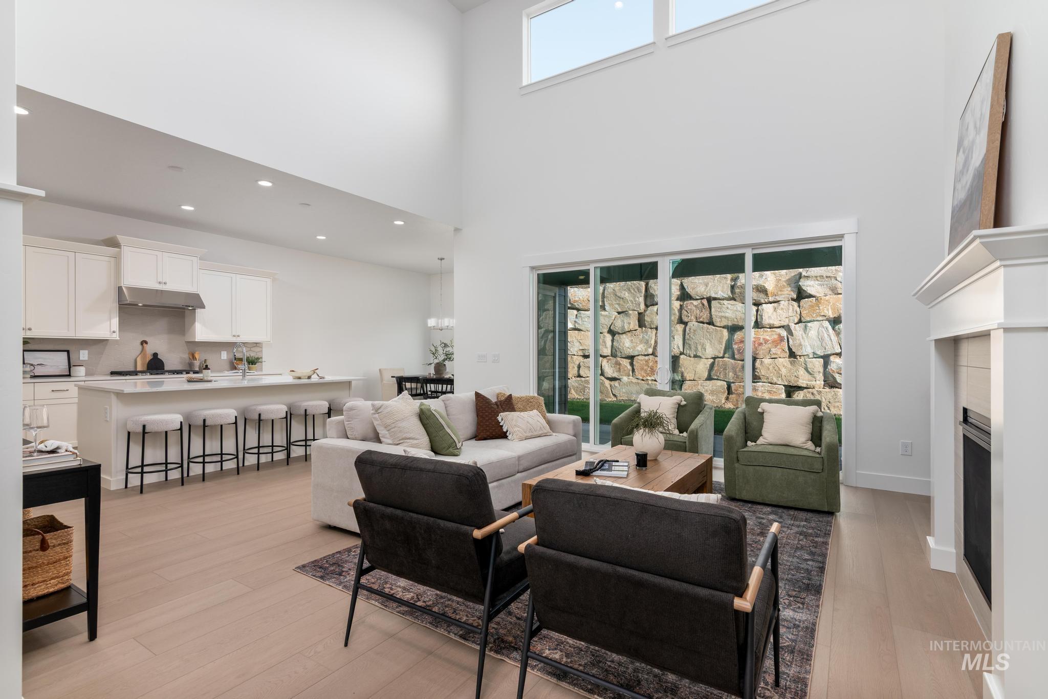 7072 W Cristobal Dr Property Photo 4