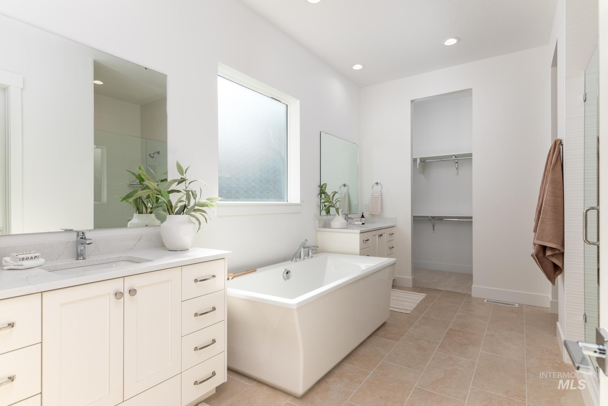 7072 W Cristobal Dr Property Photo 10