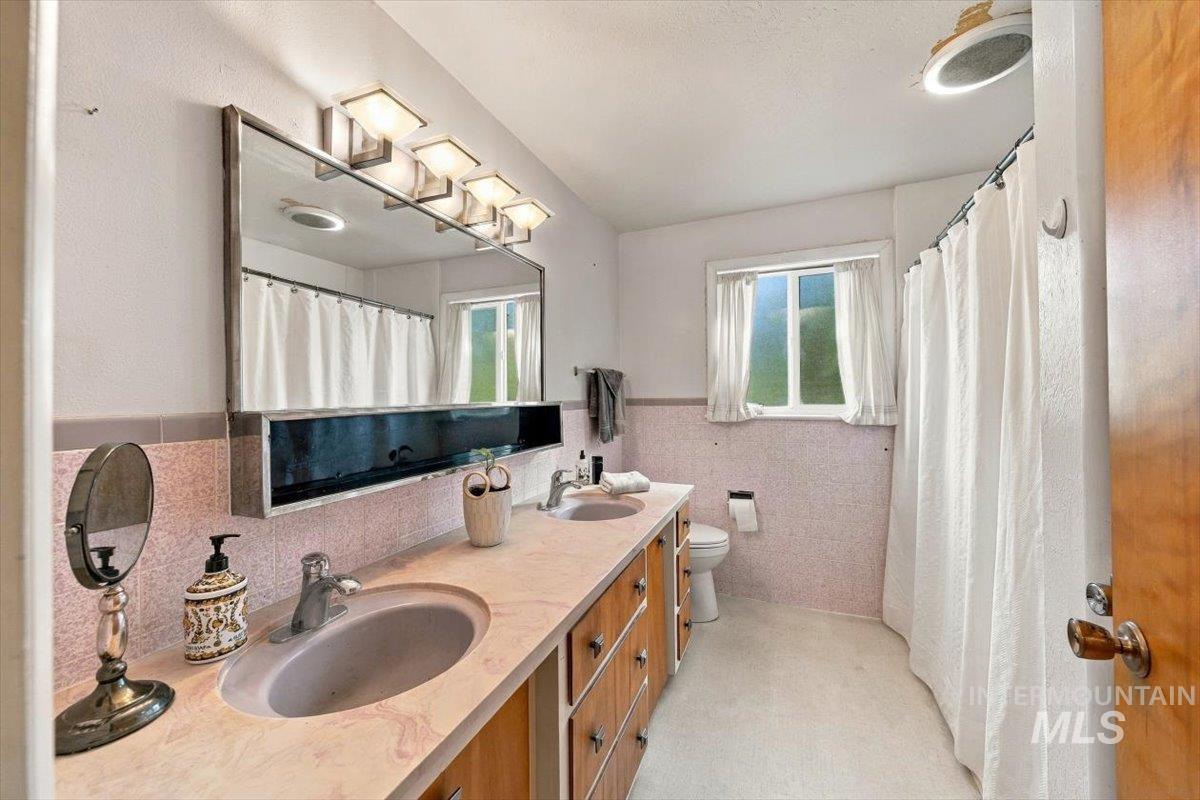 5890 N Gary Lane Property Photo 17