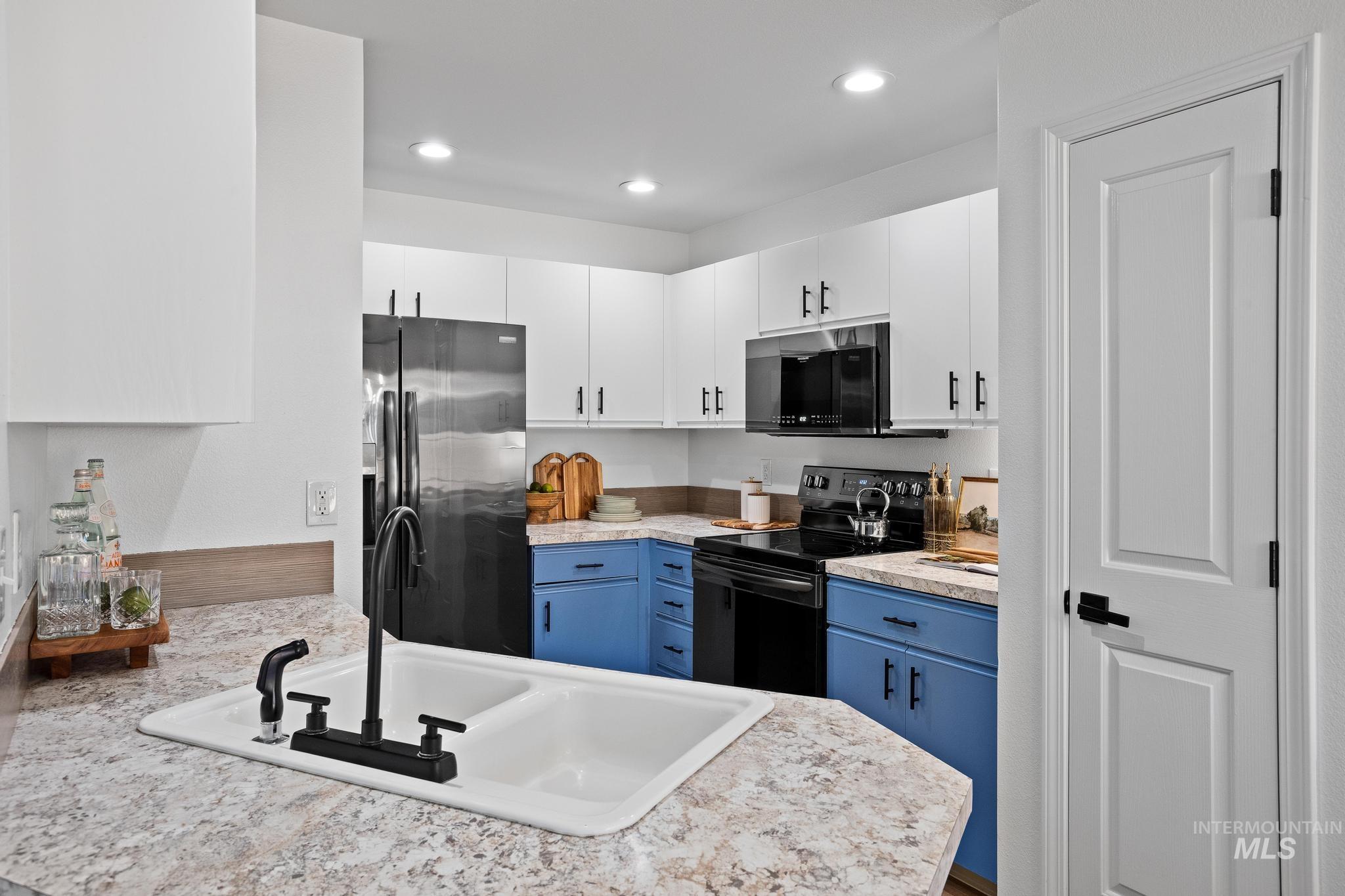 5959 N Cobbler Ln Property Photo 10