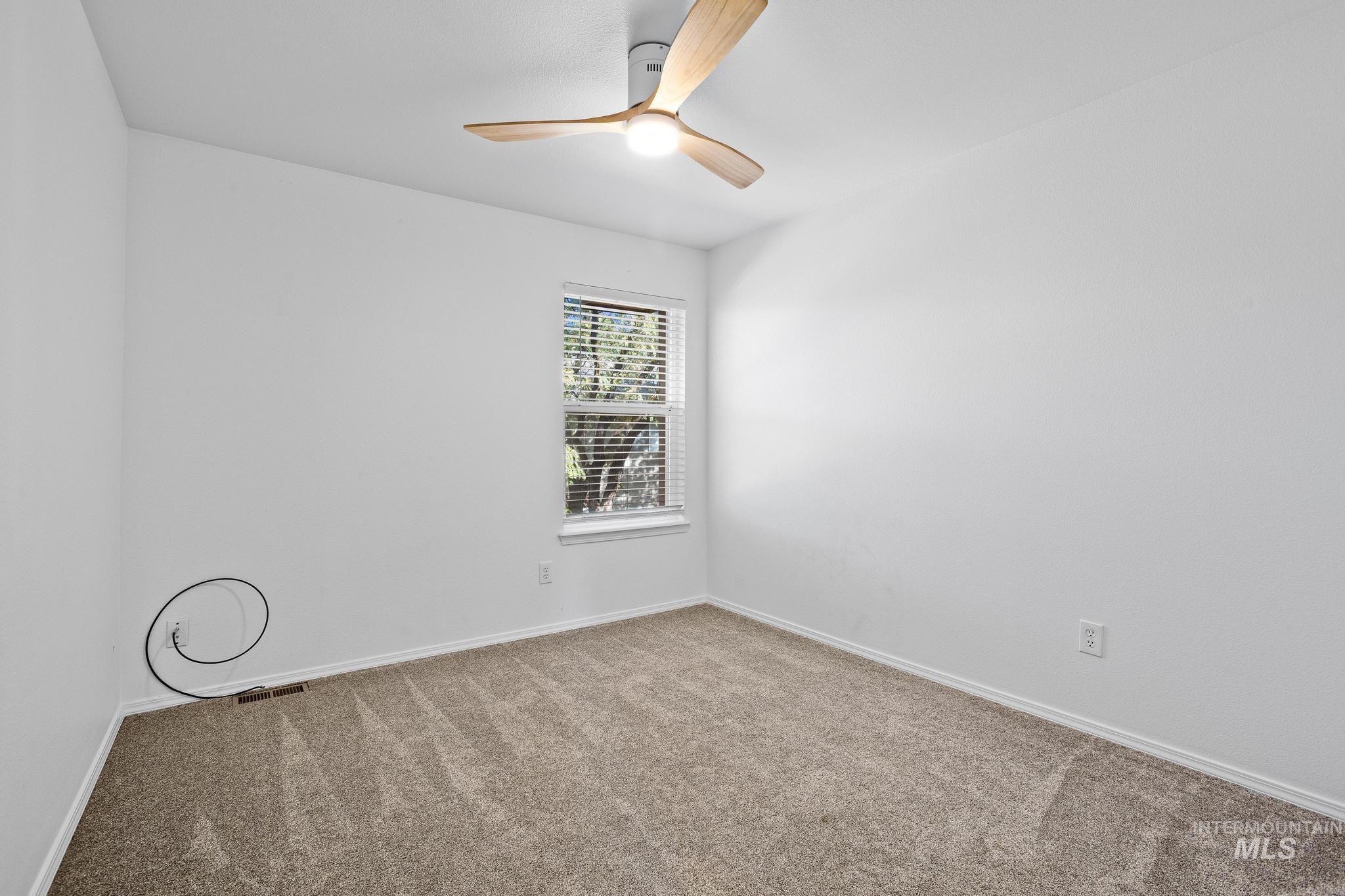 5959 N Cobbler Ln Property Photo 20