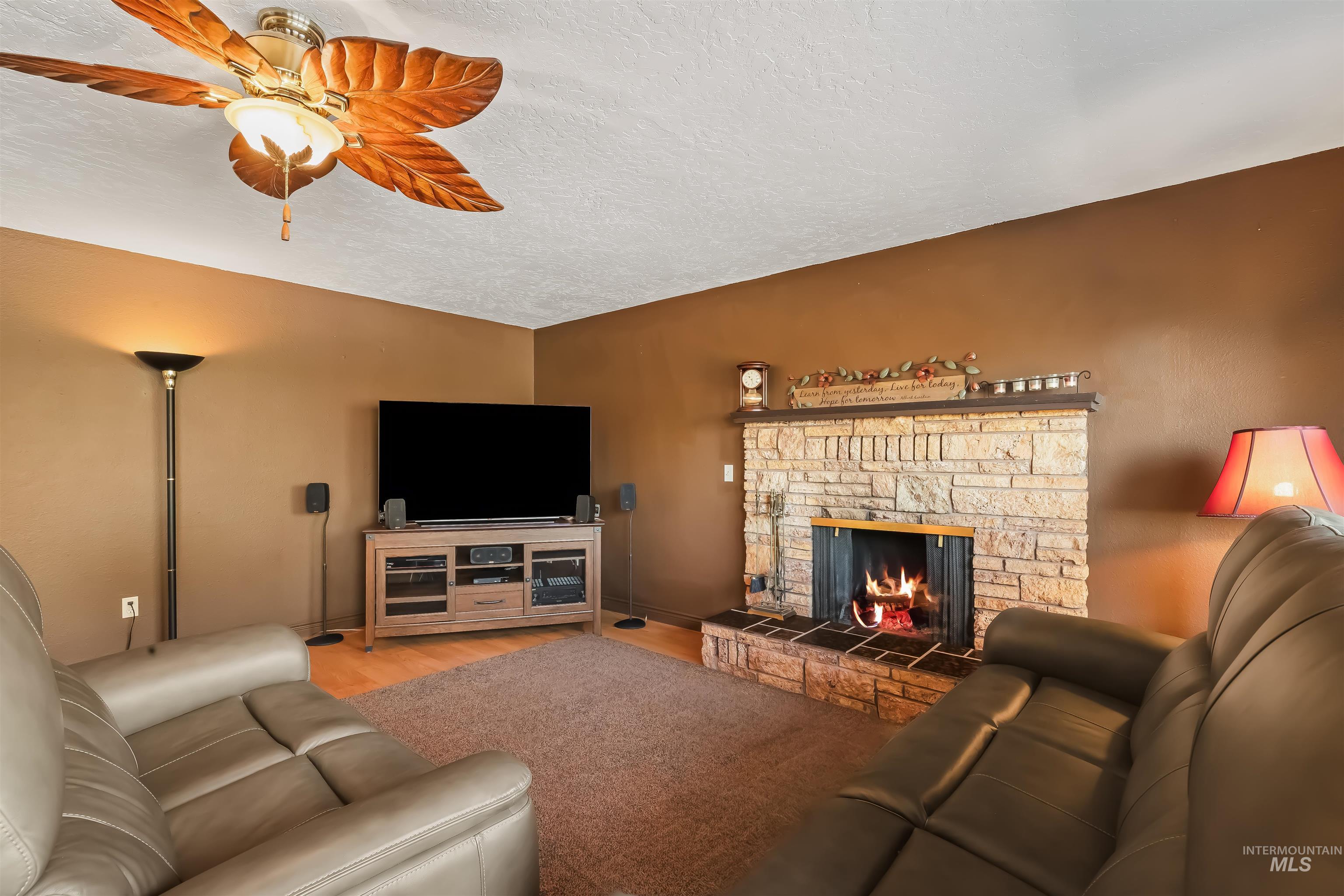 3016 Mayfair Ridge Property Photo 6