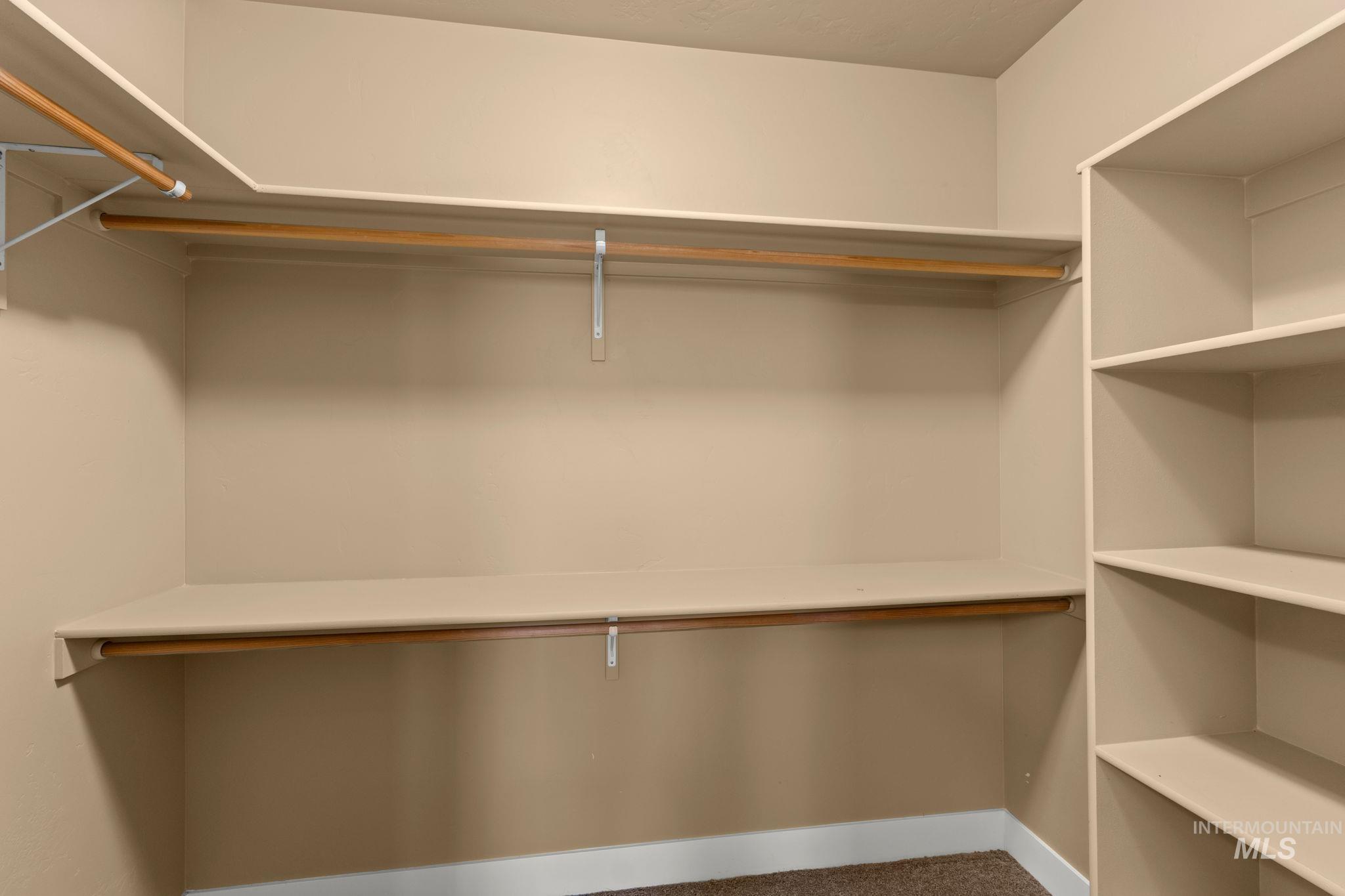 1111 Bell Lane Property Photo 19