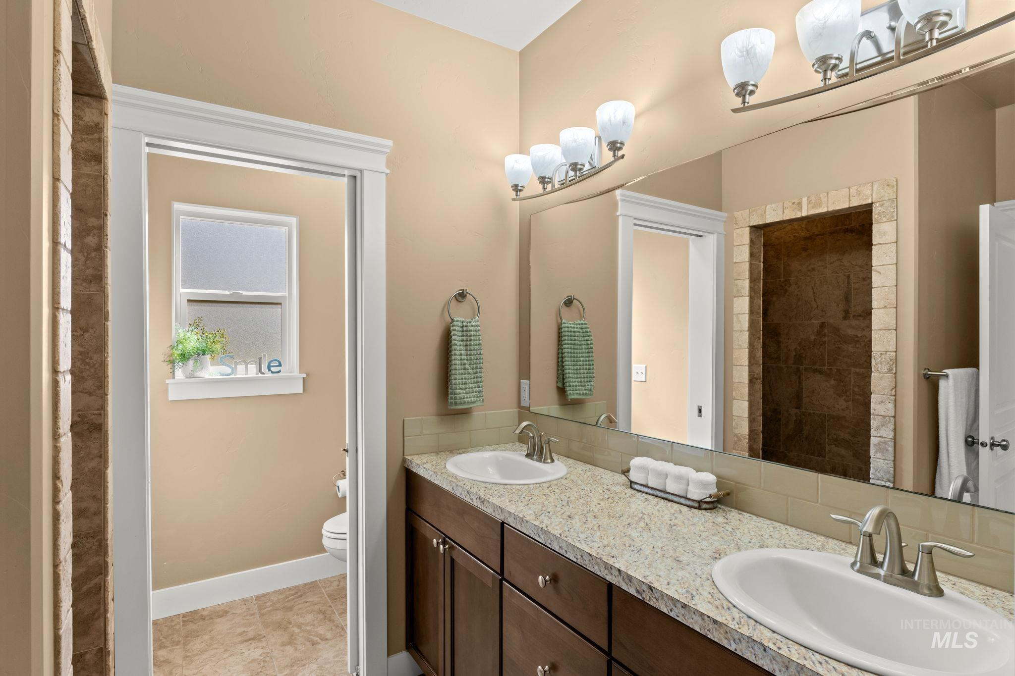 1111 Bell Lane Property Photo 20
