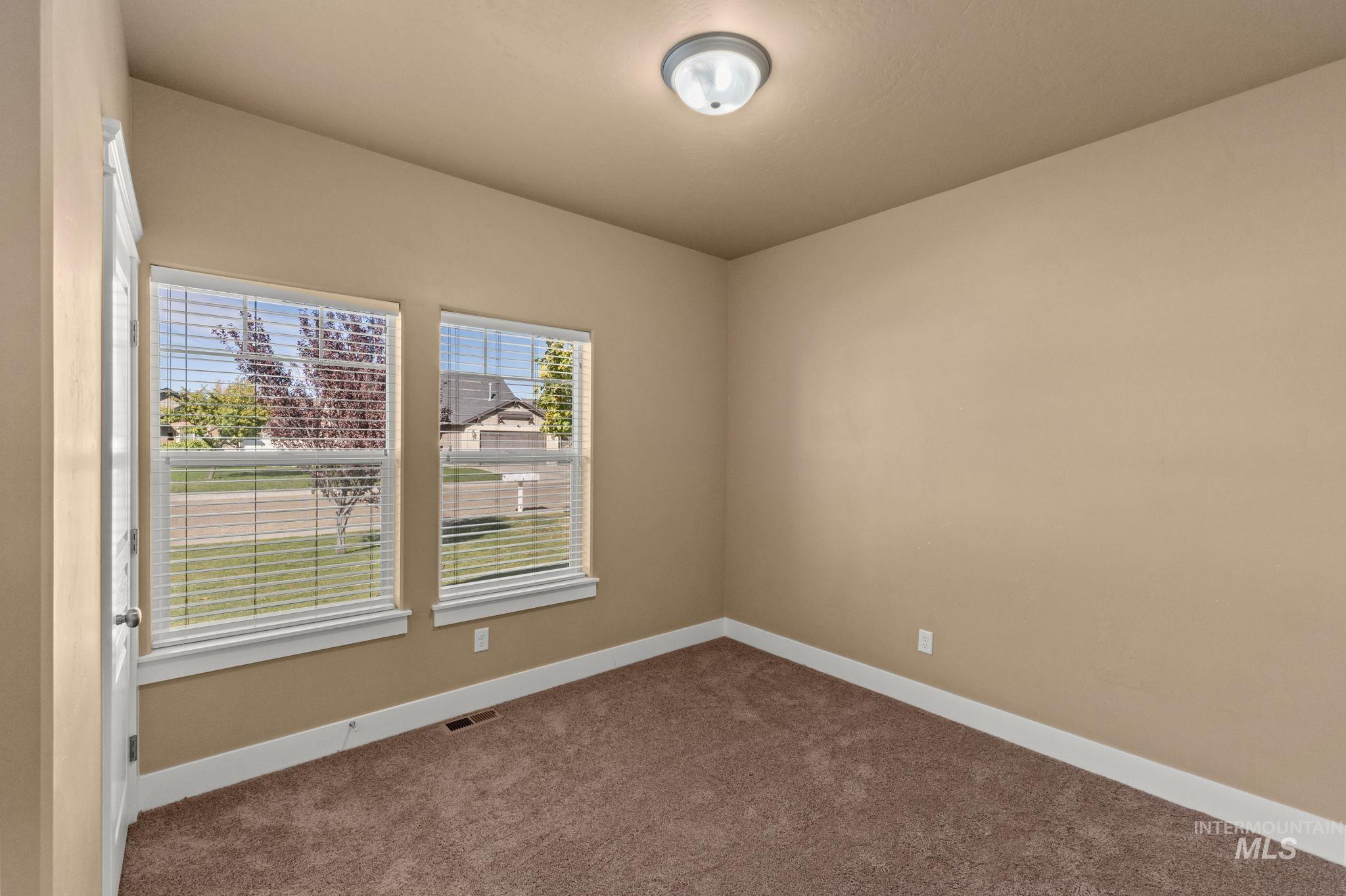 1111 Bell Lane Property Photo 24