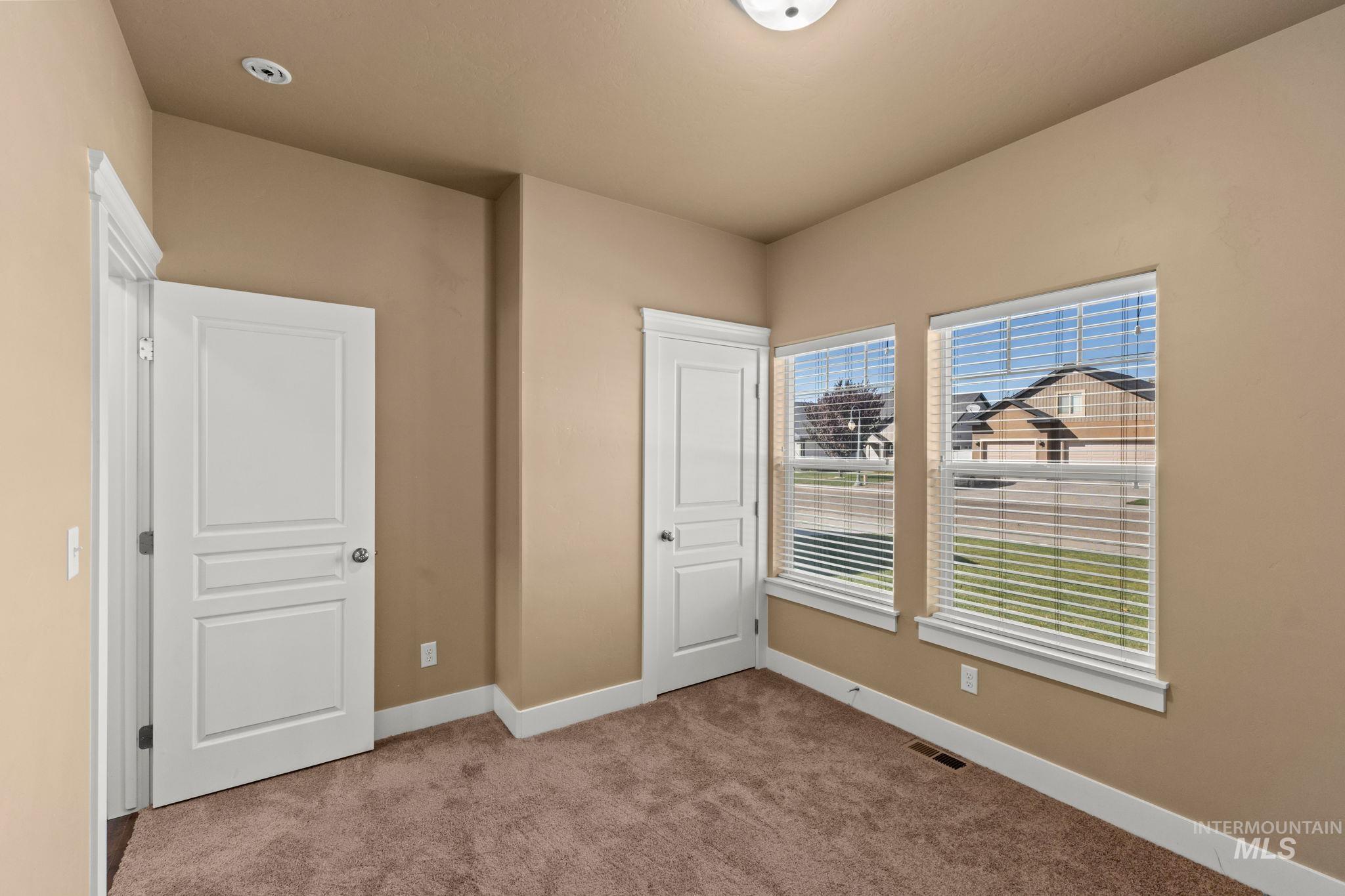 1111 Bell Lane Property Photo 25