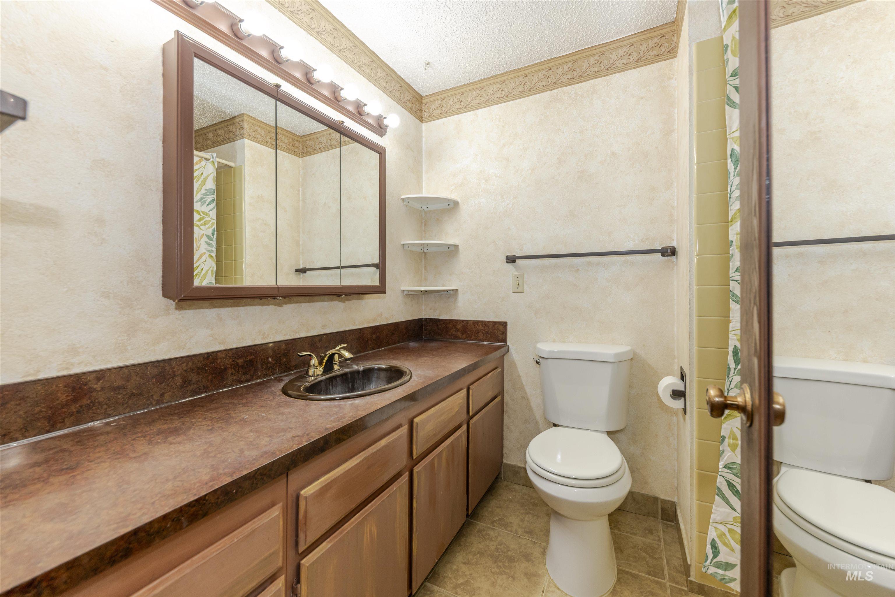 2909 Meadowlark Drive Property Photo 19