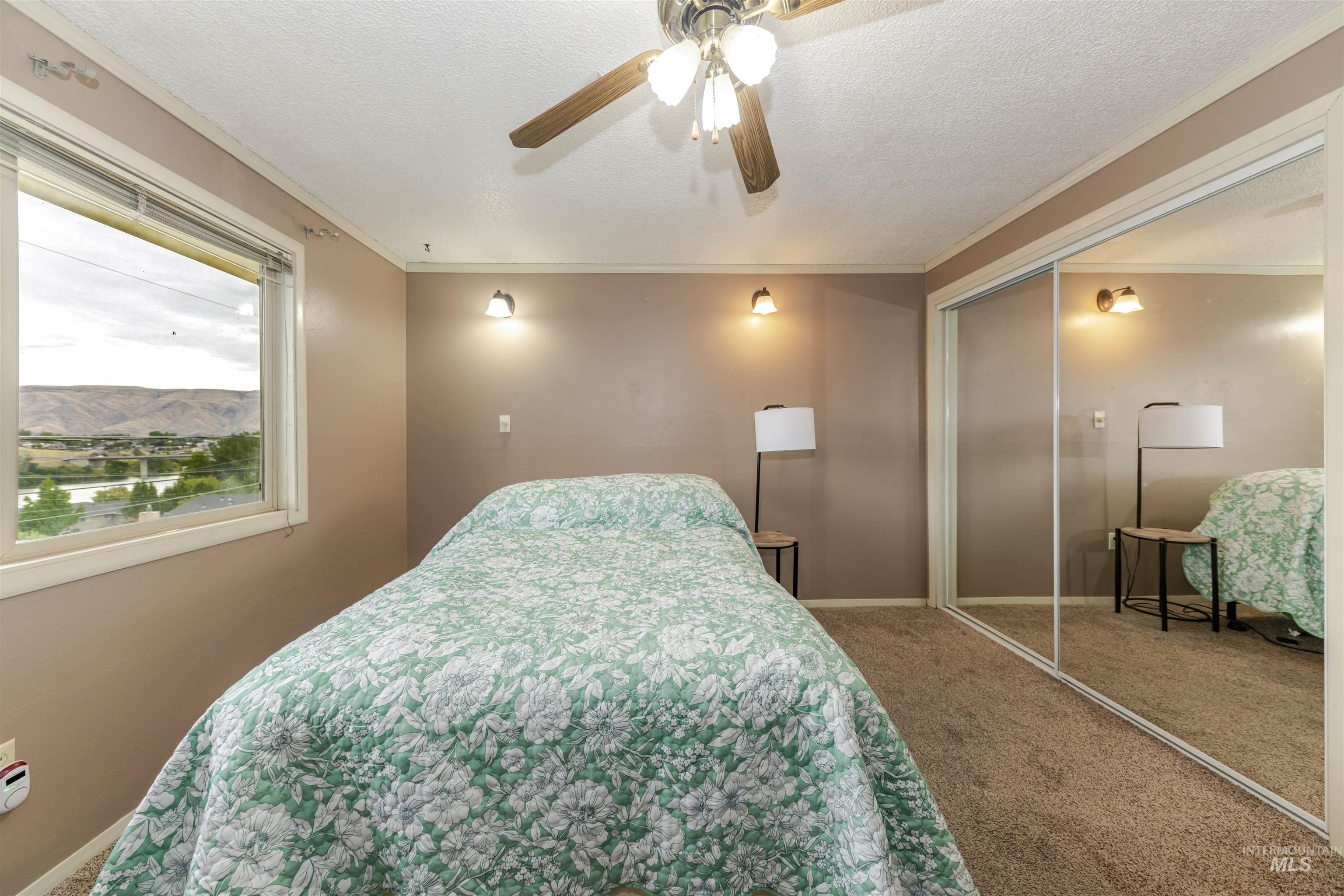 2909 Meadowlark Drive Property Photo 21