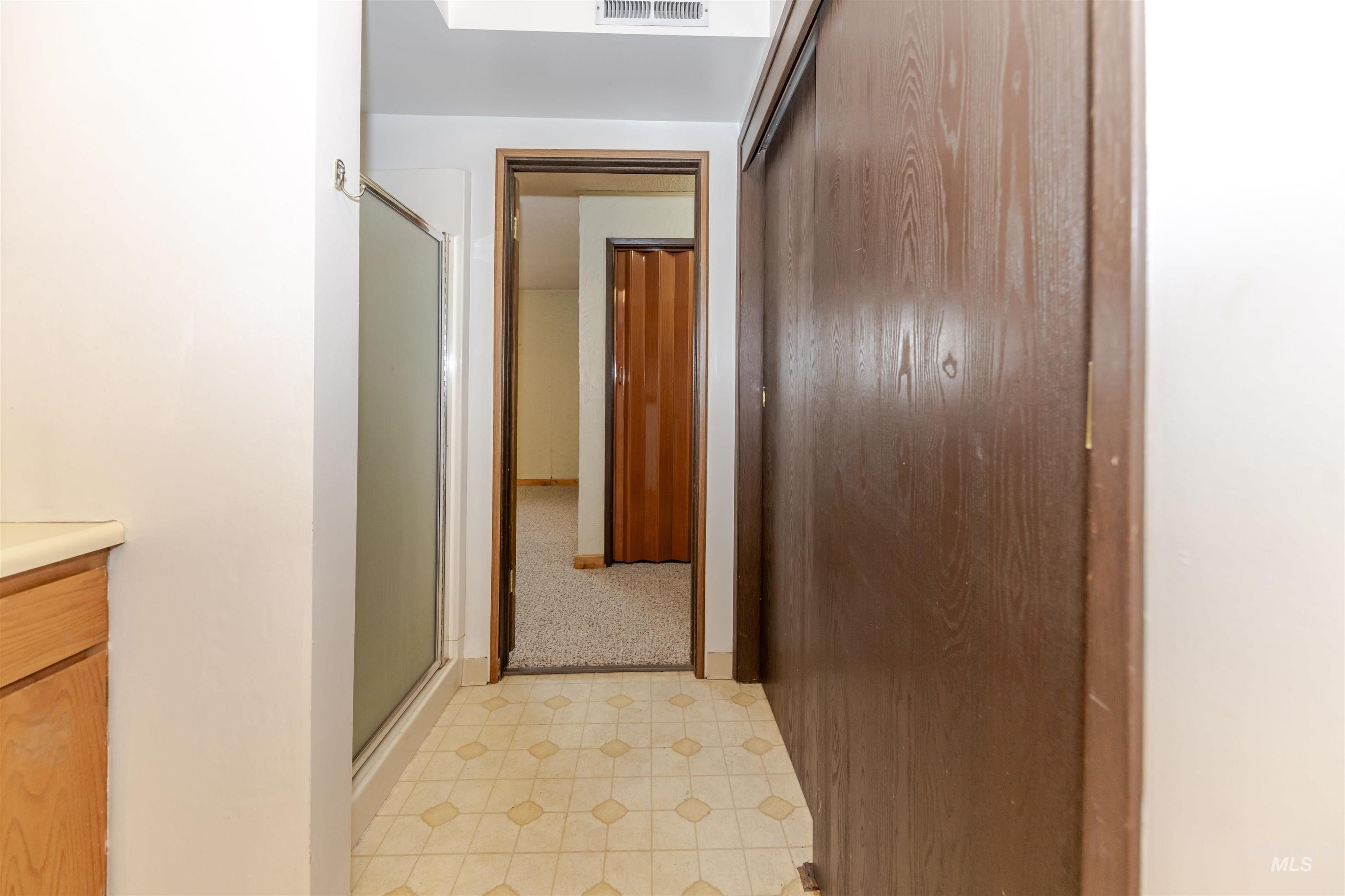 2909 Meadowlark Drive Property Photo 28