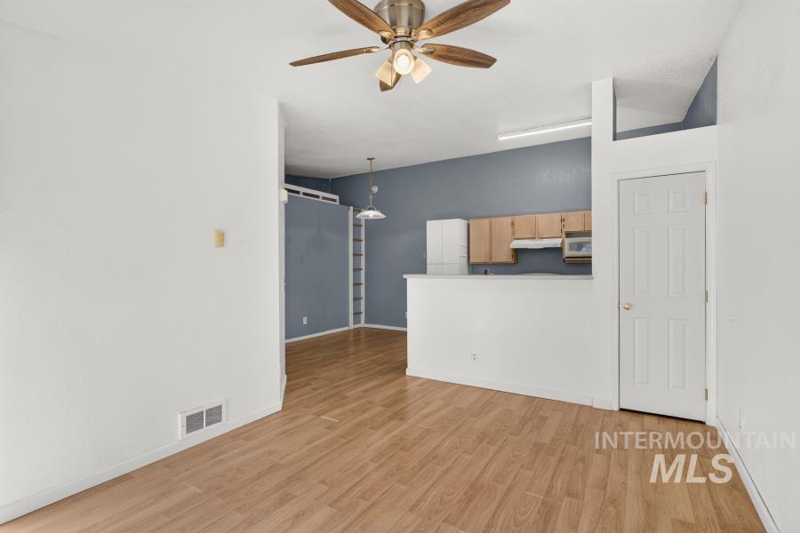 131 Baker St. Property Photo 6