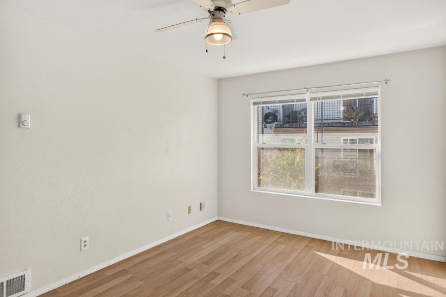 131 Baker St. Property Photo 24