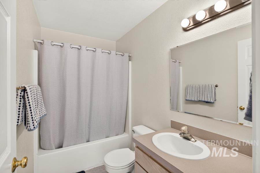 131 Baker St. Property Photo 26