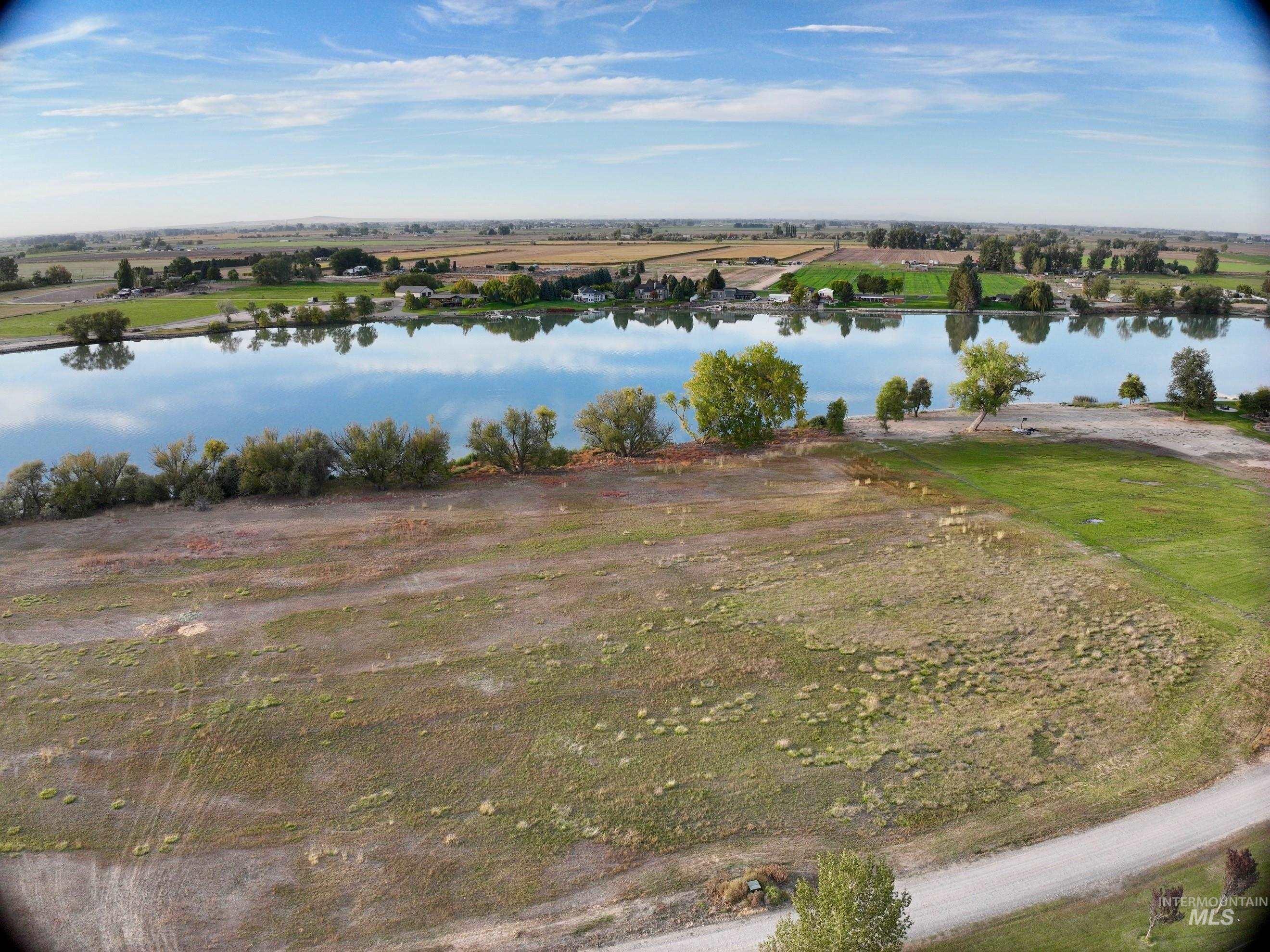Lot 15 Island Court Property Photo 4