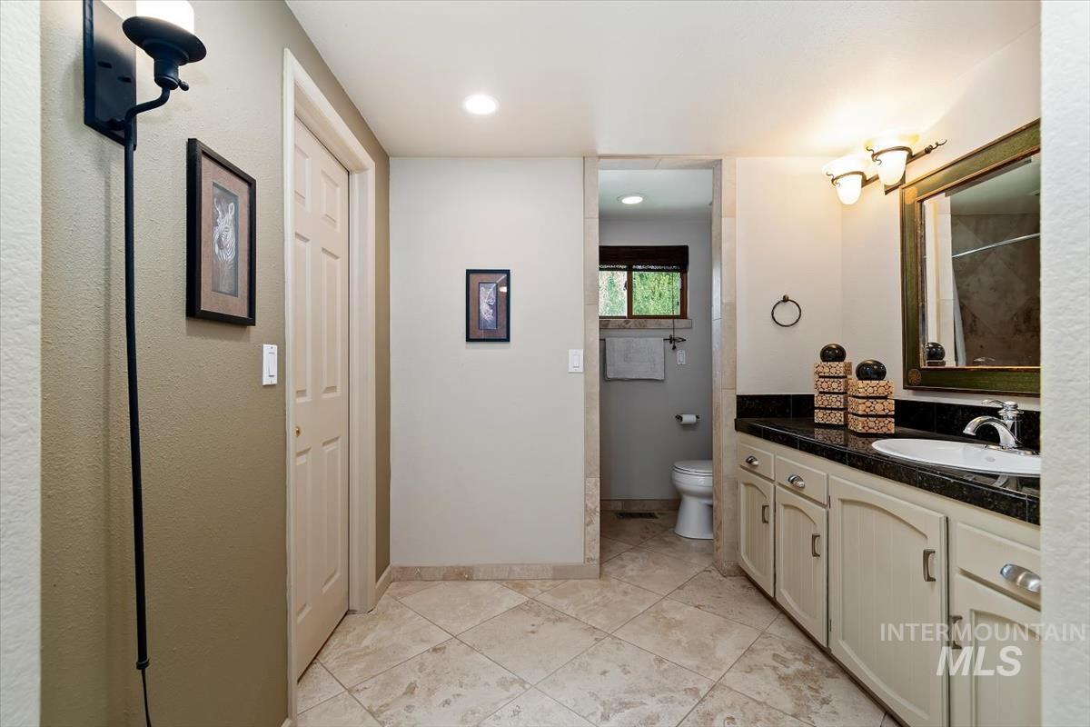 2570 Bruins Circle Property Photo 29