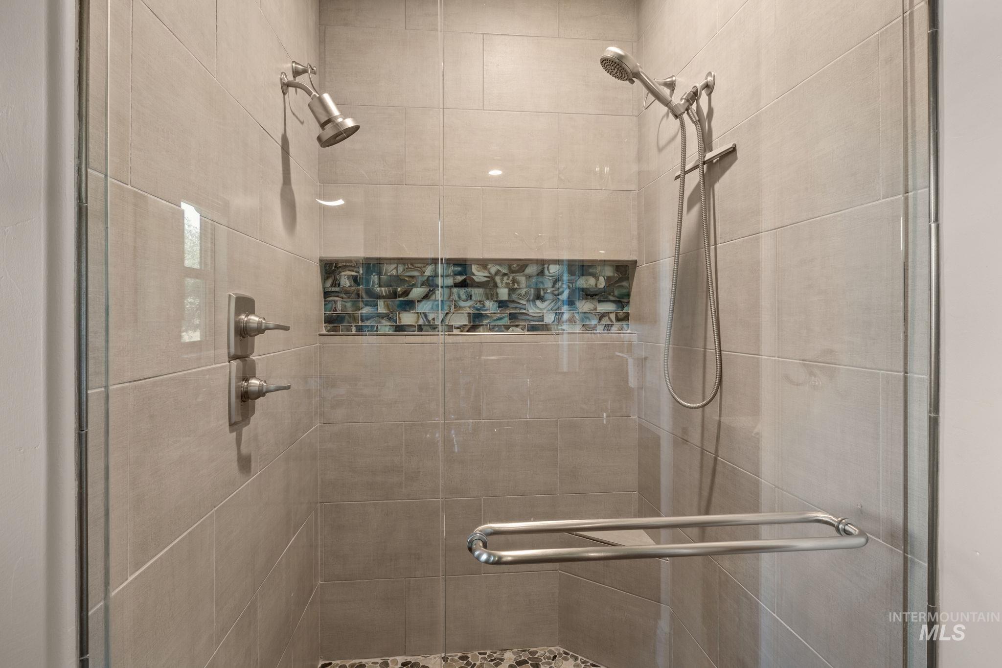 100 Olympic Rd Property Photo 32