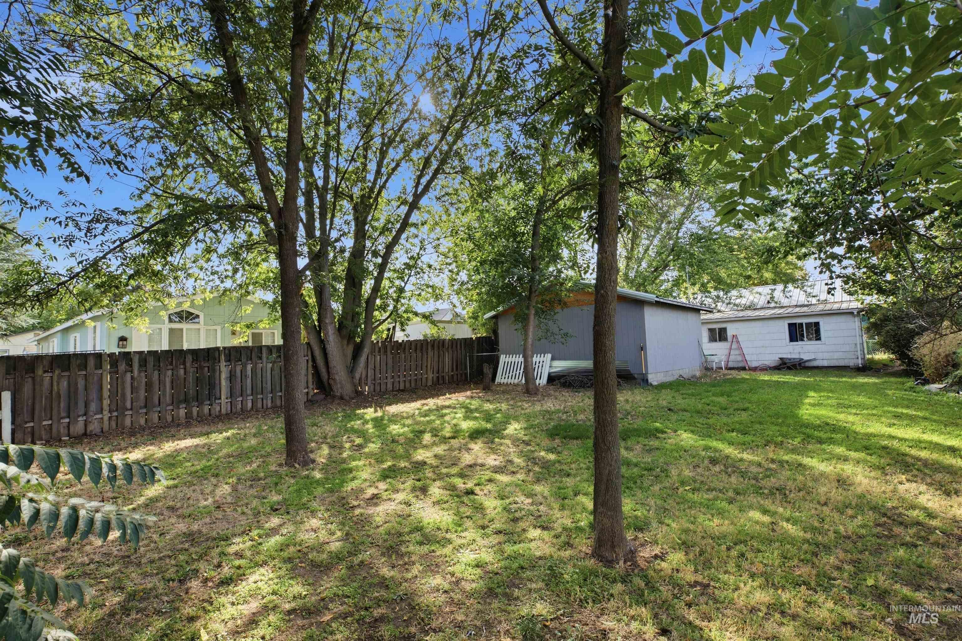 135 Garden Ct Property Photo 36