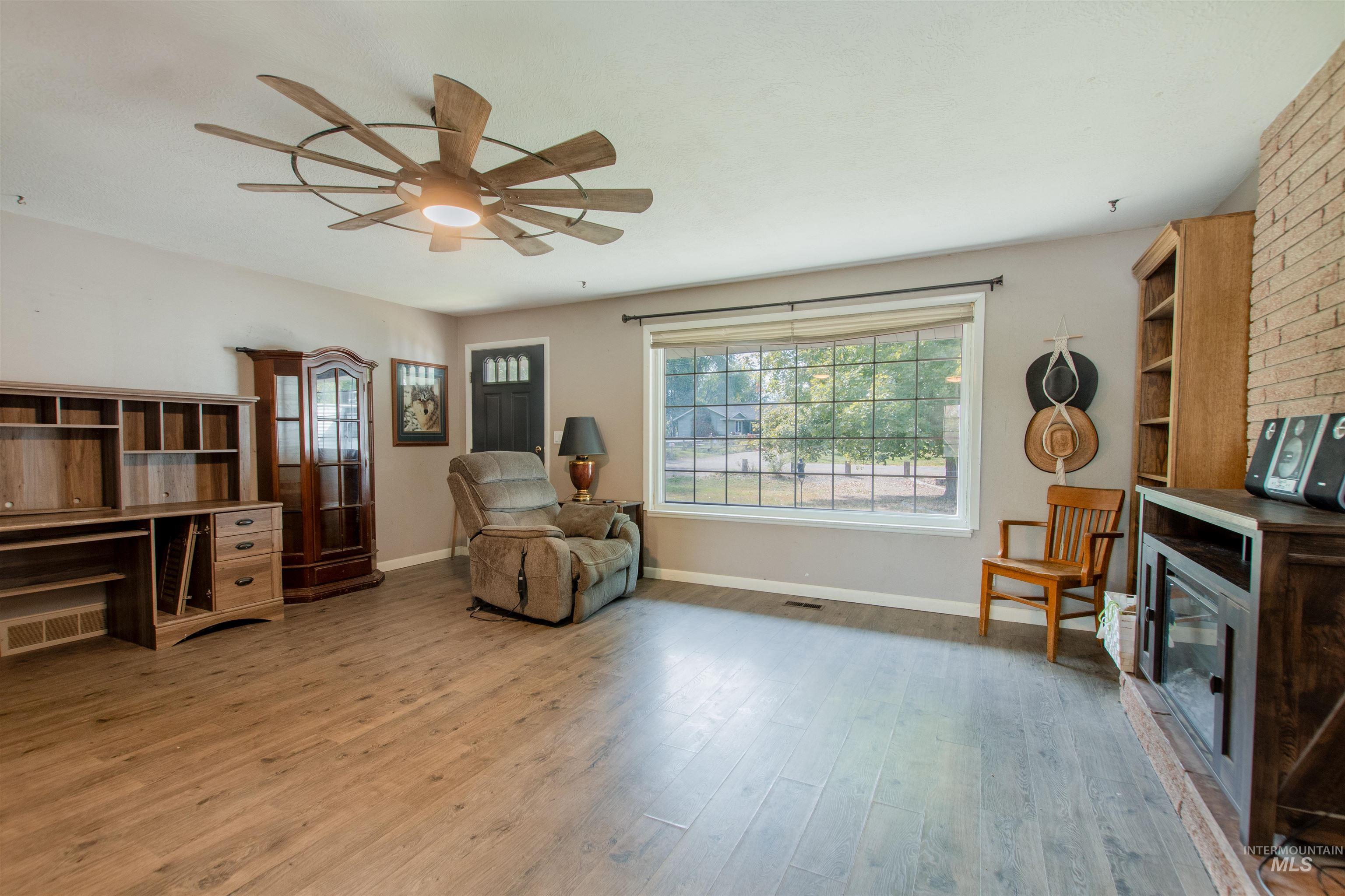 4110 Pleasant View Dr Property Photo 1