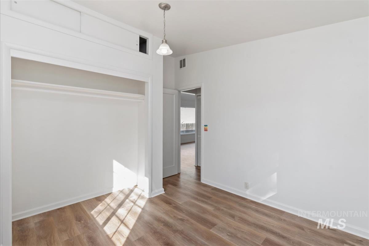 3334 W Good St Property Photo 19