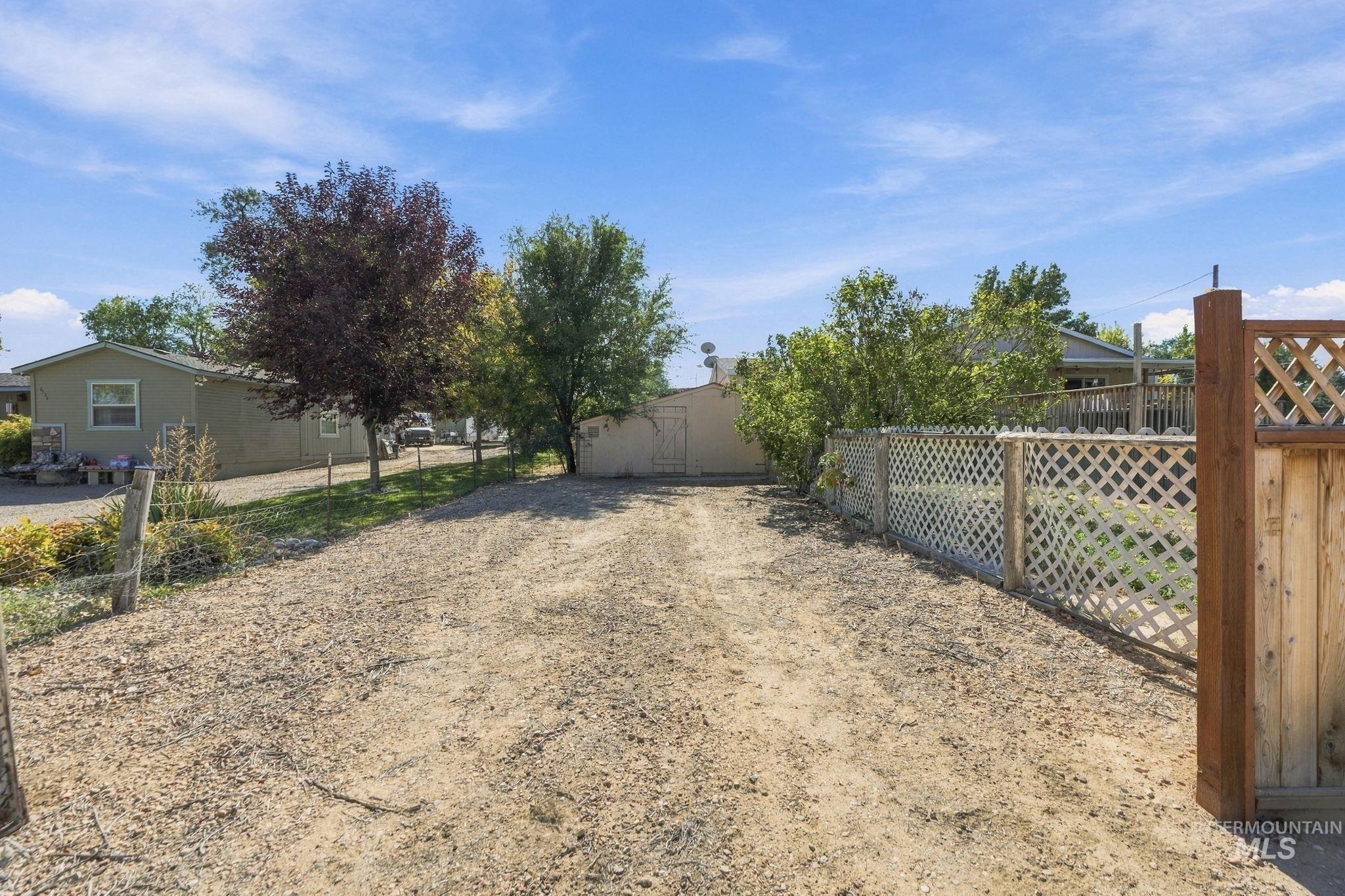 4412 Diane St Property Photo 9