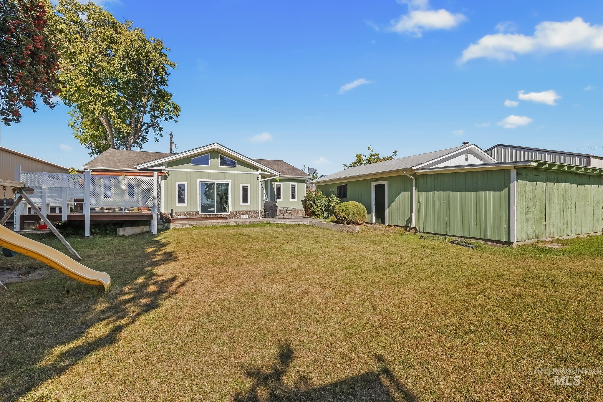 1344 Hemlock Ave Property Photo 40