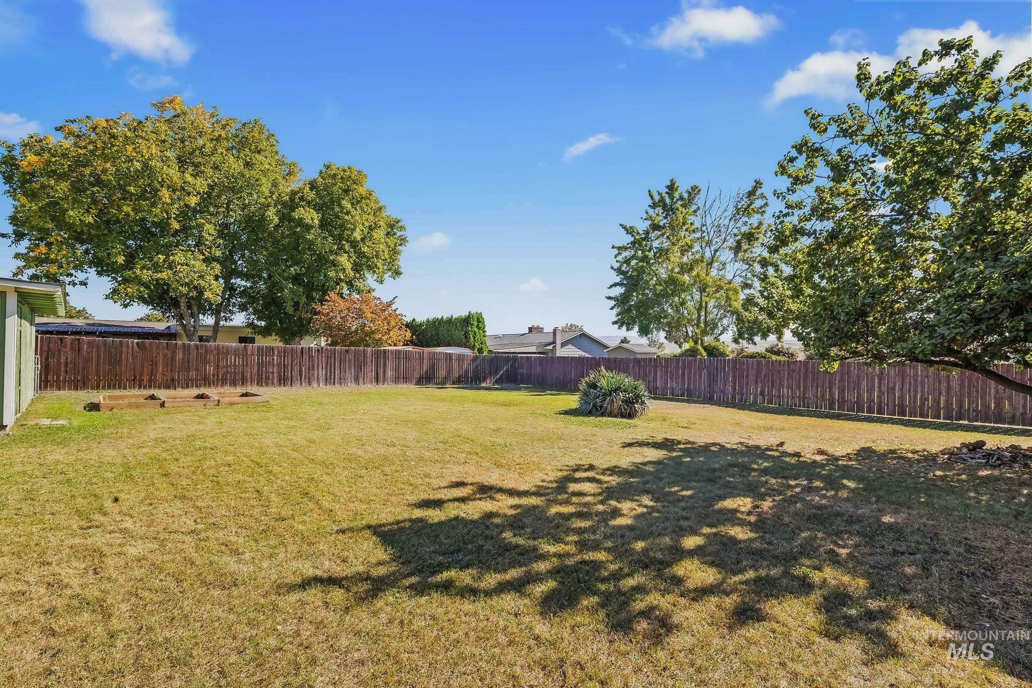 1344 Hemlock Ave Property Photo 41