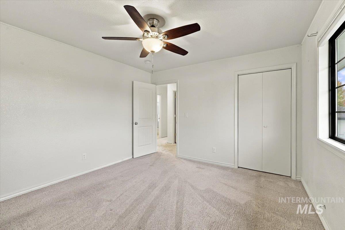 2405 Airport Avenue Property Photo 32