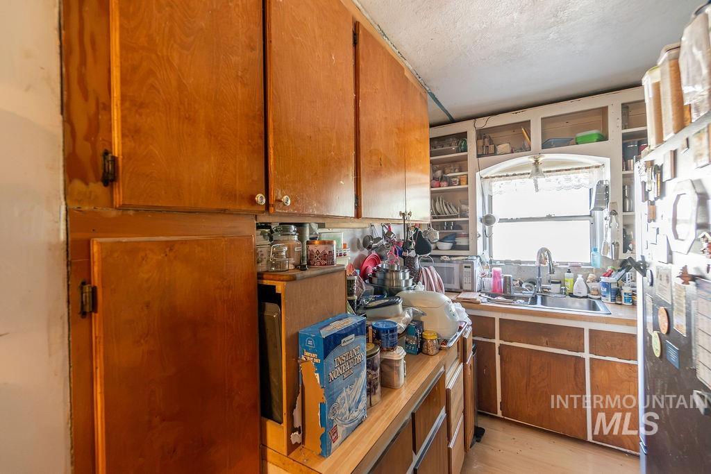 583 Notus Road Property Photo 18