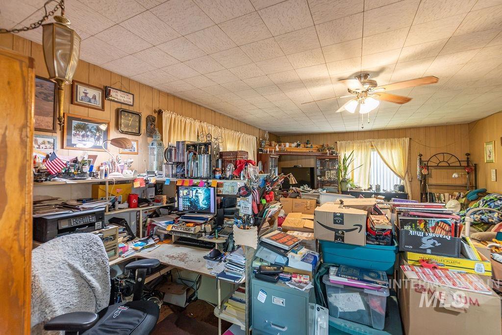 583 Notus Road Property Photo 44
