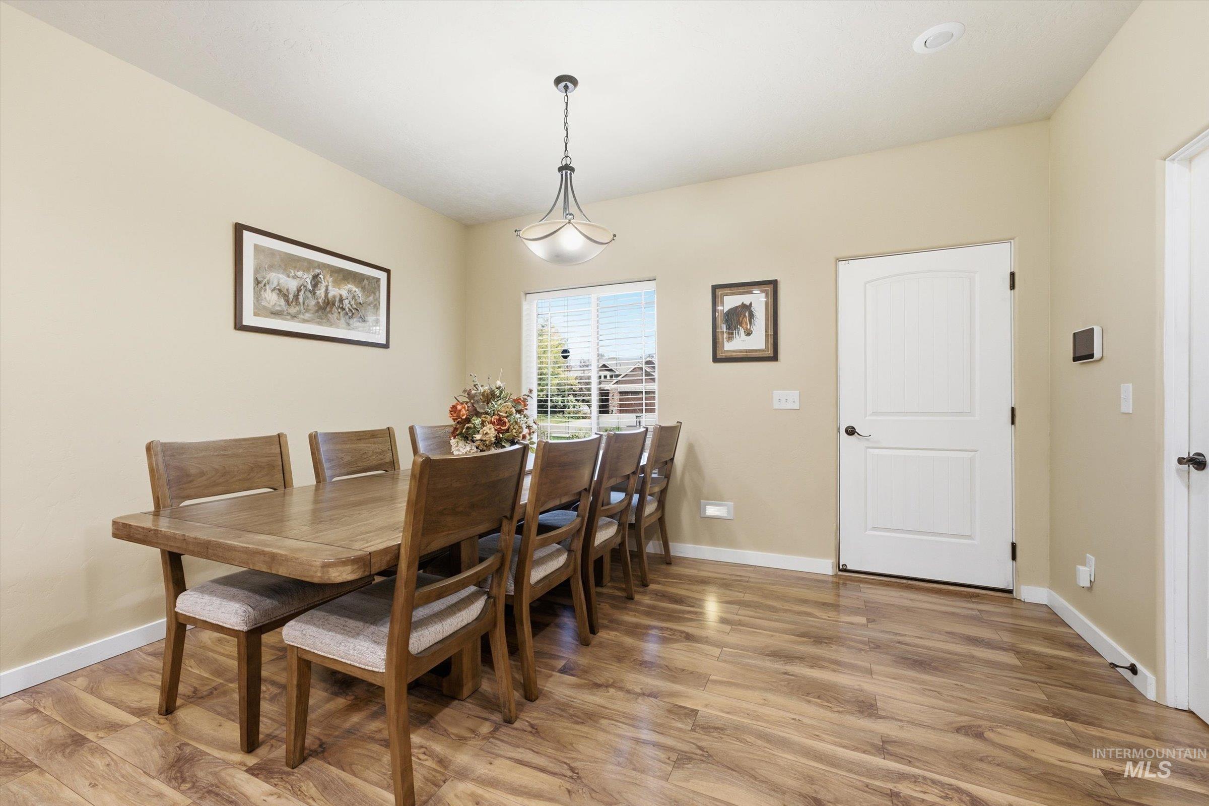 83 S Smiley Court Property Photo 9