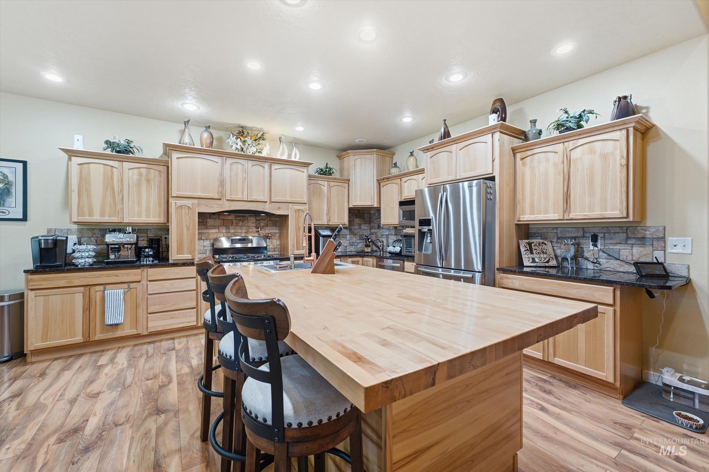 83 S Smiley Court Property Photo 16