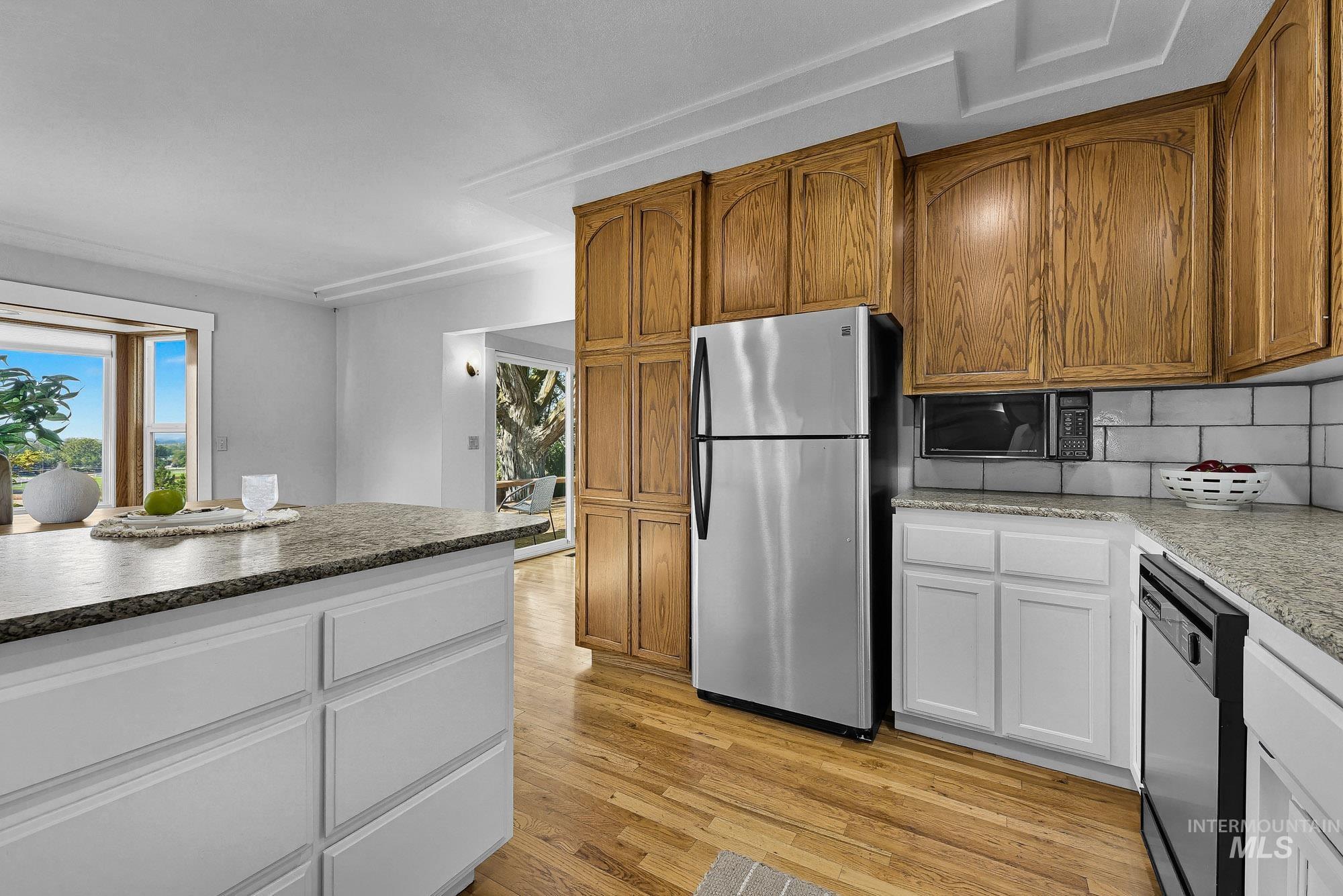648 Hughes Dr Property Photo 19
