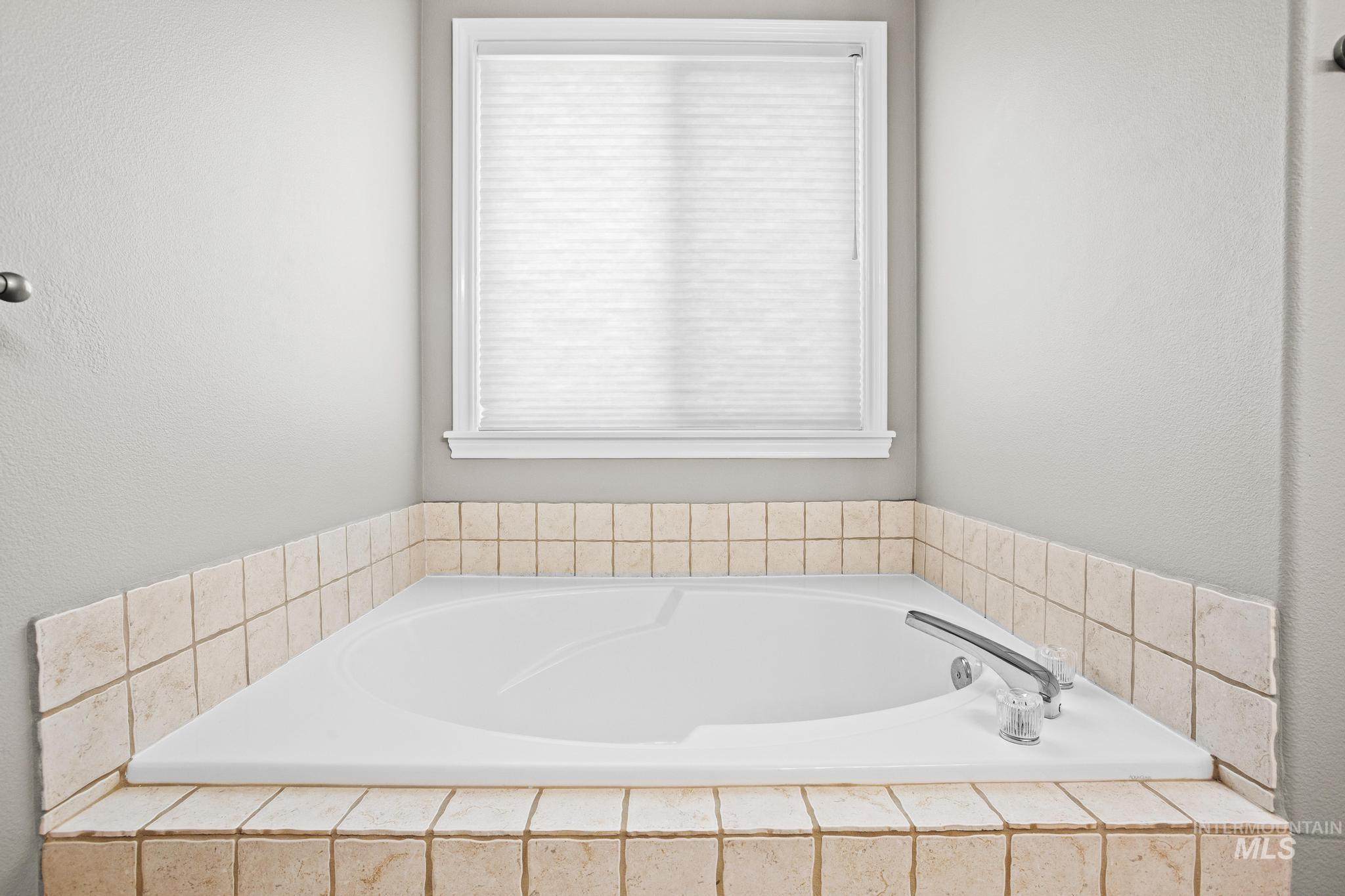 2078 S Ice Bear Way Property Photo 30