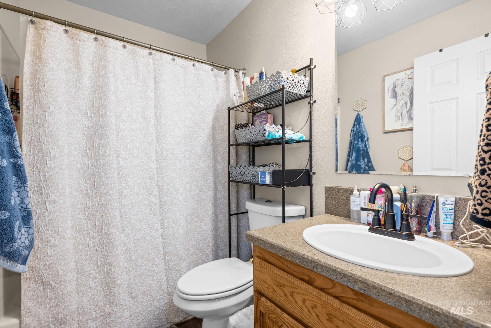 1809 W Eaglecrest Dr Property Photo 30
