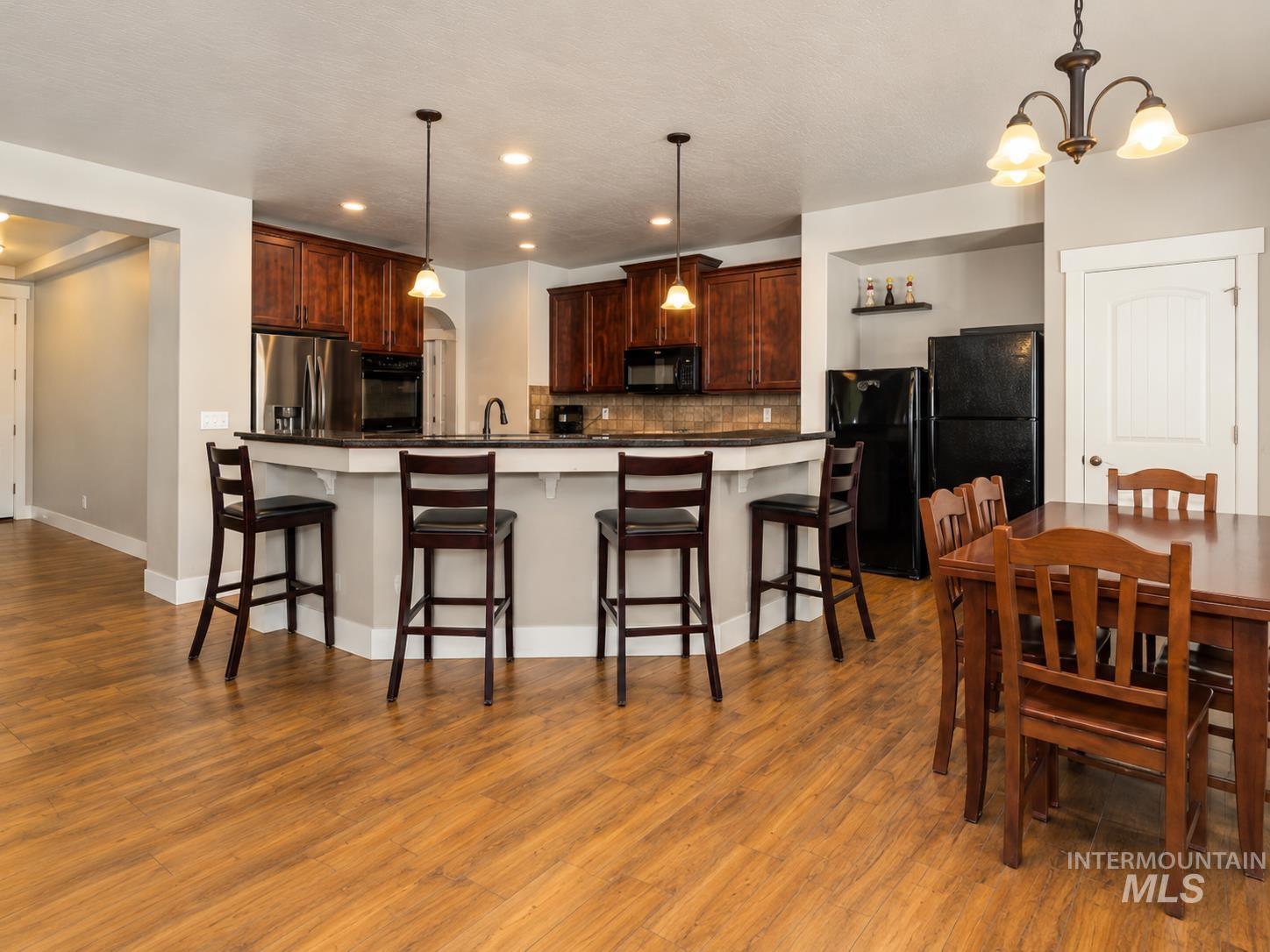 847 N Tullshire Way Property Photo 11