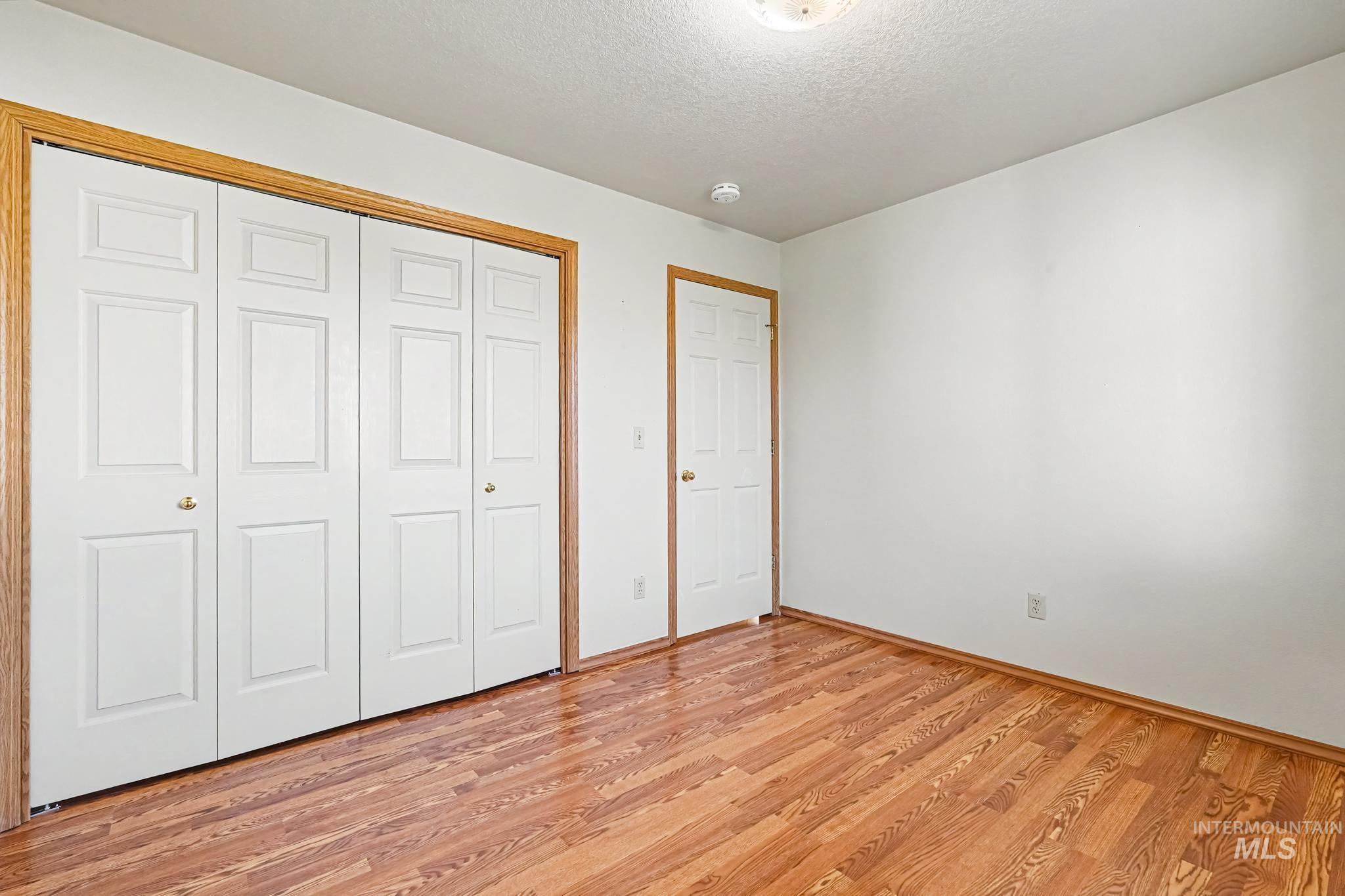 1100 Burnett Dr Property Photo 12