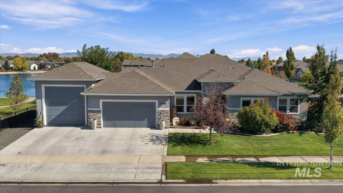 1360 N Bowknot Lake Way Property Photo 2