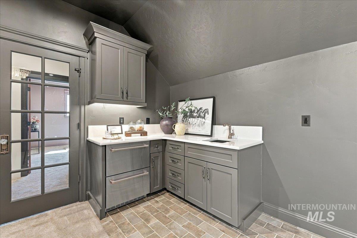 5909 E Greenhill Street Property Photo 40