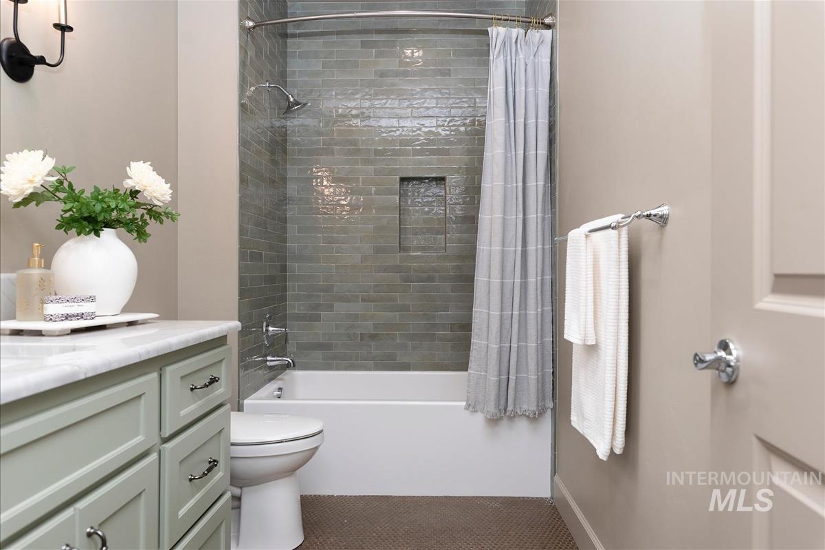 5861 E Greenhill St Property Photo 32