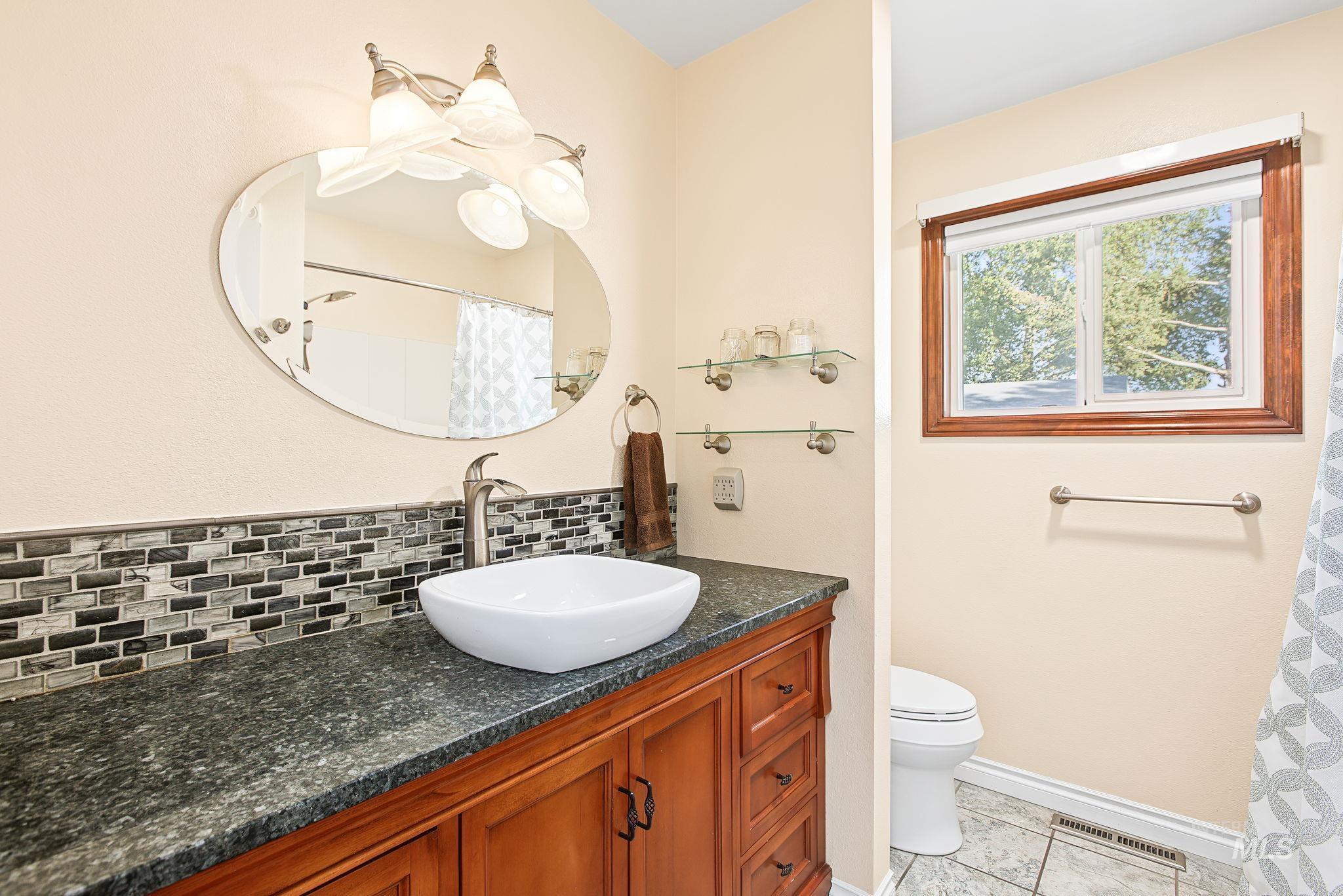 409 Bryden Ave Property Photo 15