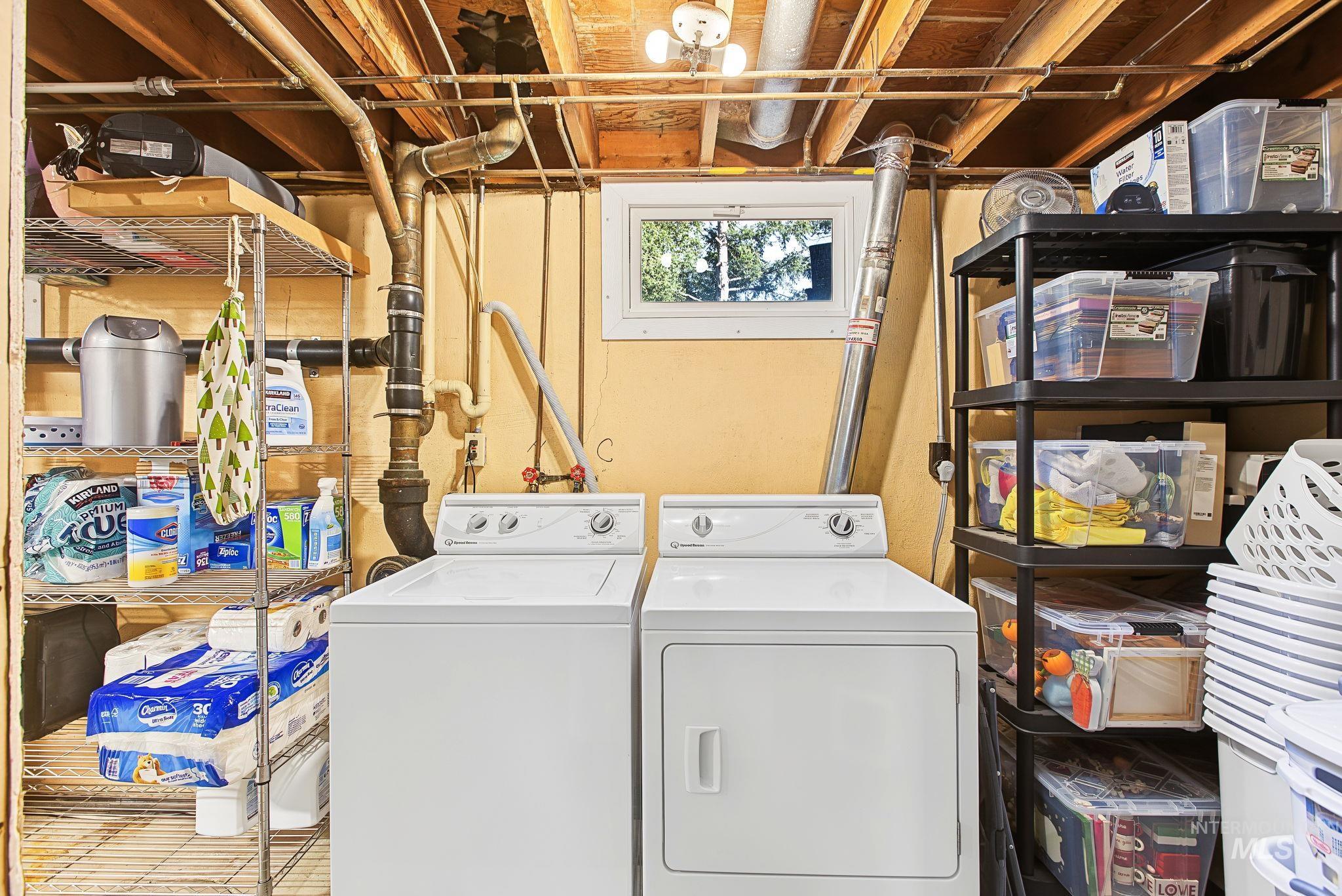 409 Bryden Ave Property Photo 31