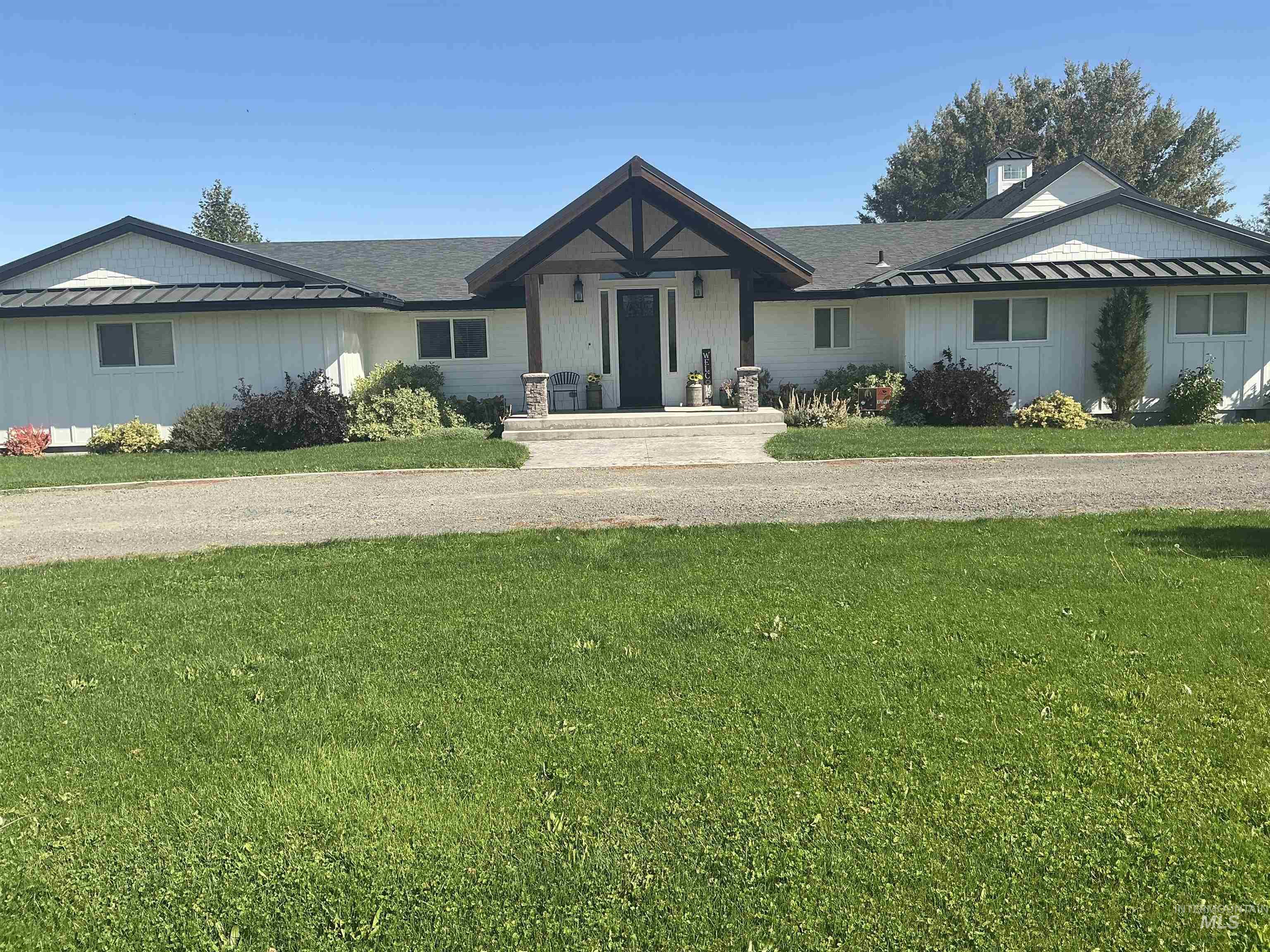 2808 S S 2808 S 850e Property Photo 1