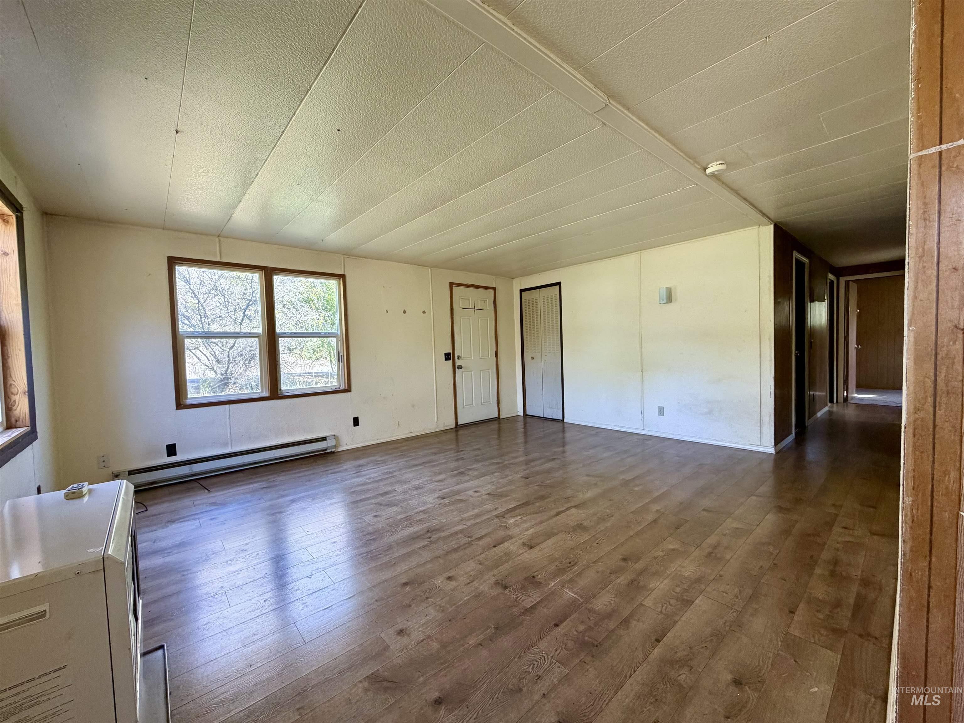 3180 & 3170 Lawyer Creek Road Property Photo 8