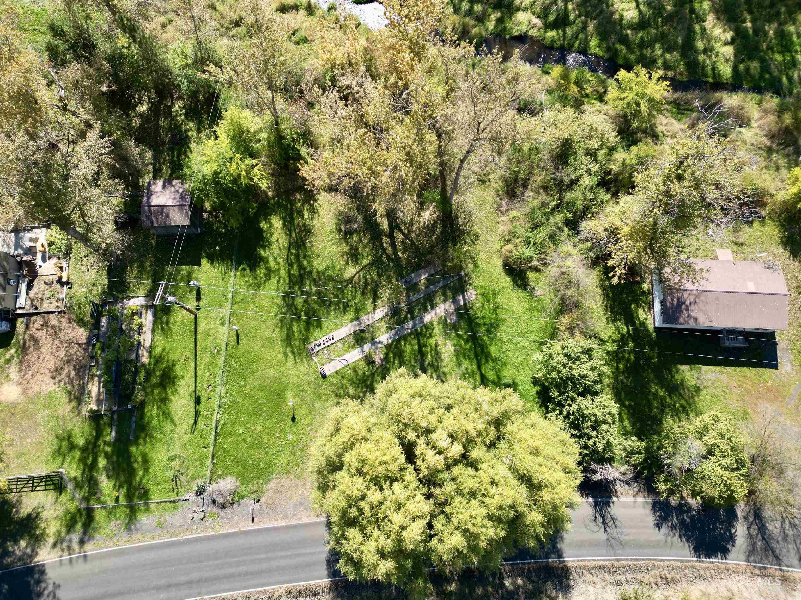 3180 & 3170 Lawyer Creek Road Property Photo 17