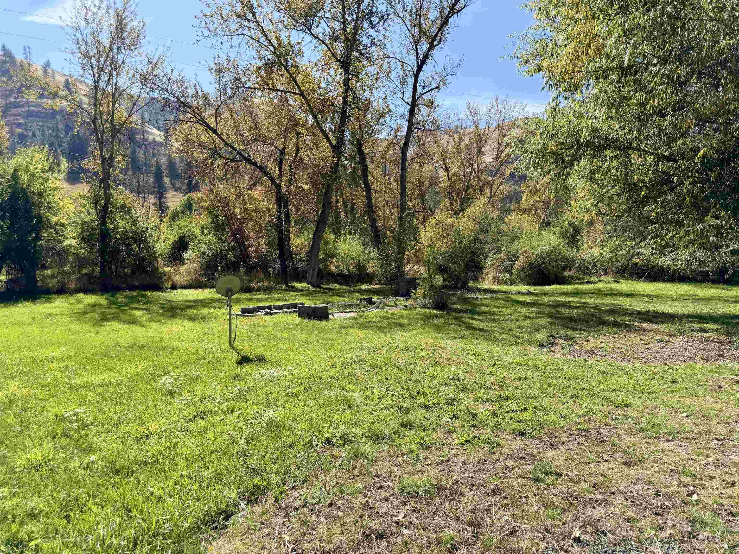 3180 & 3170 Lawyer Creek Road Property Photo 21