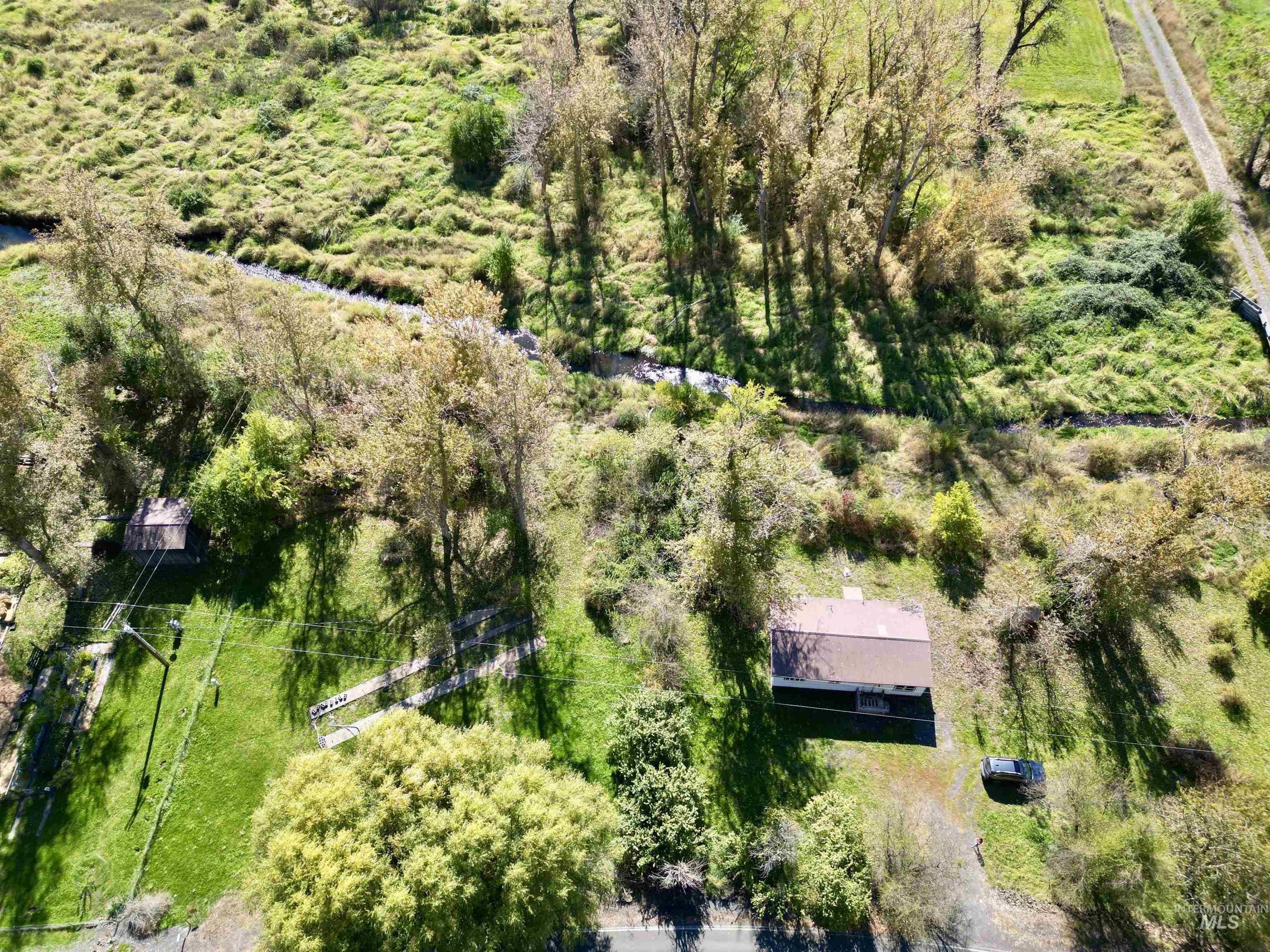 3180 & 3170 Lawyer Creek Road Property Photo 28