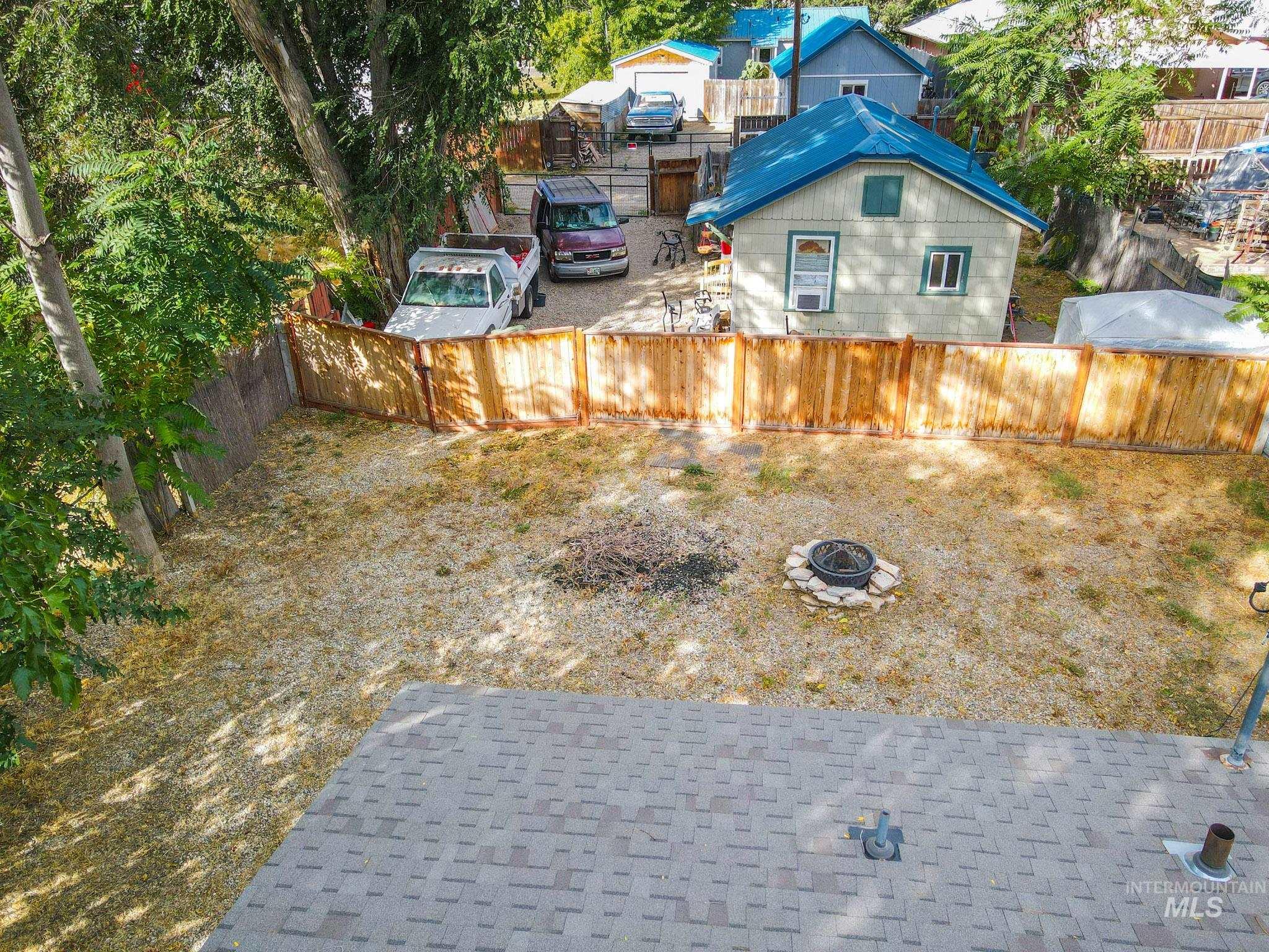 271 Nw 7th St Property Photo 5