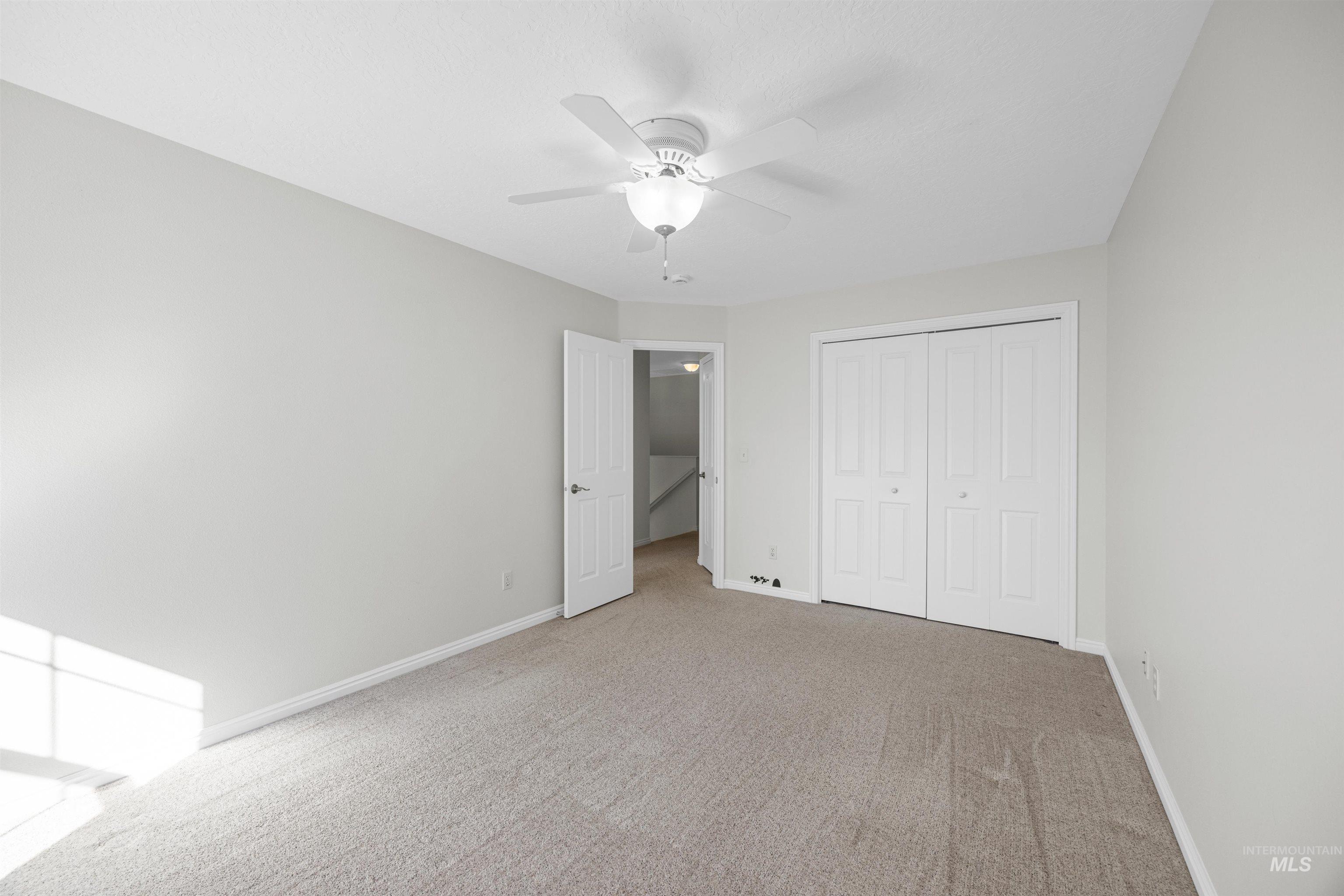 2320 E Alderhill Dr Property Photo 31