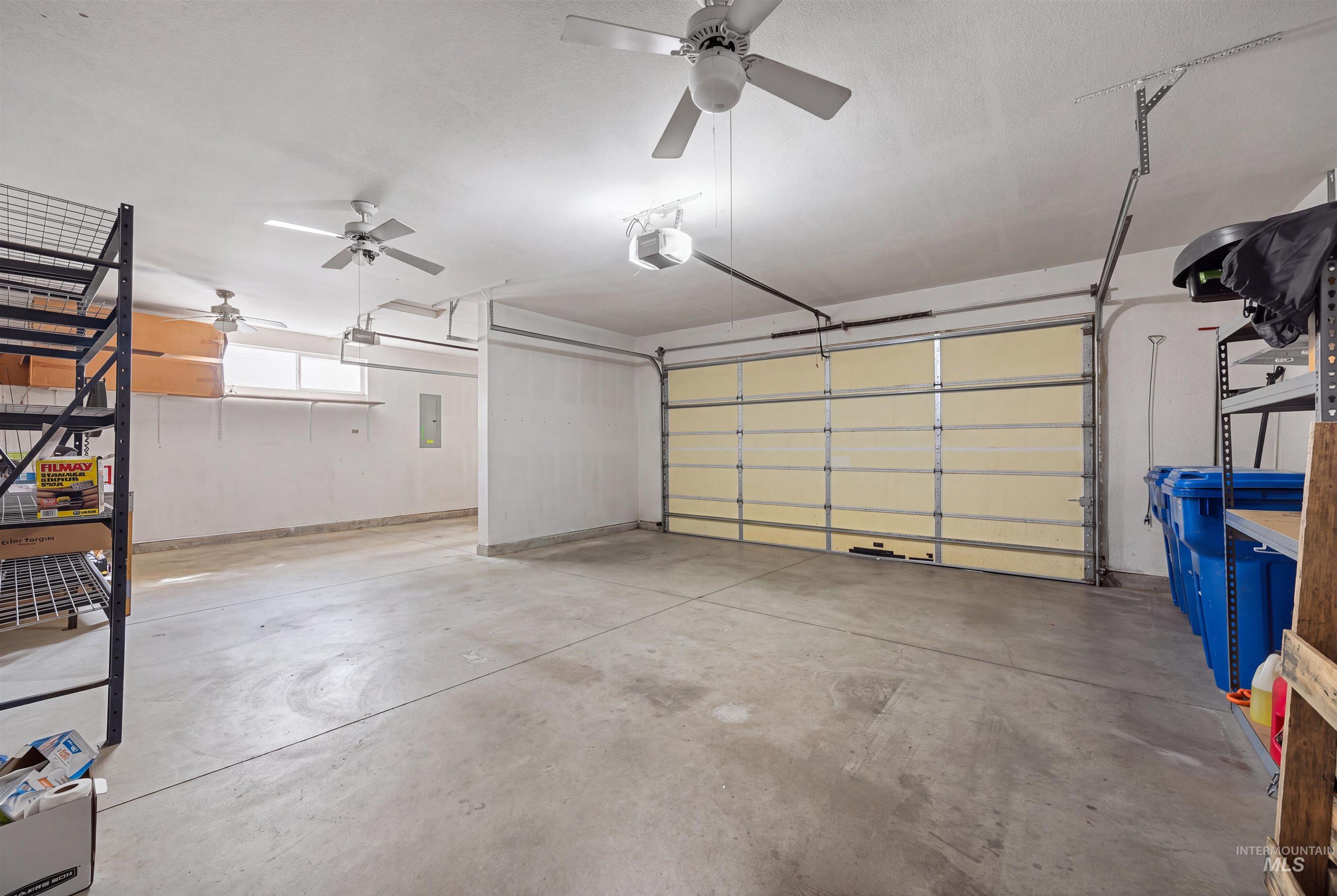 2320 E Alderhill Dr Property Photo 44